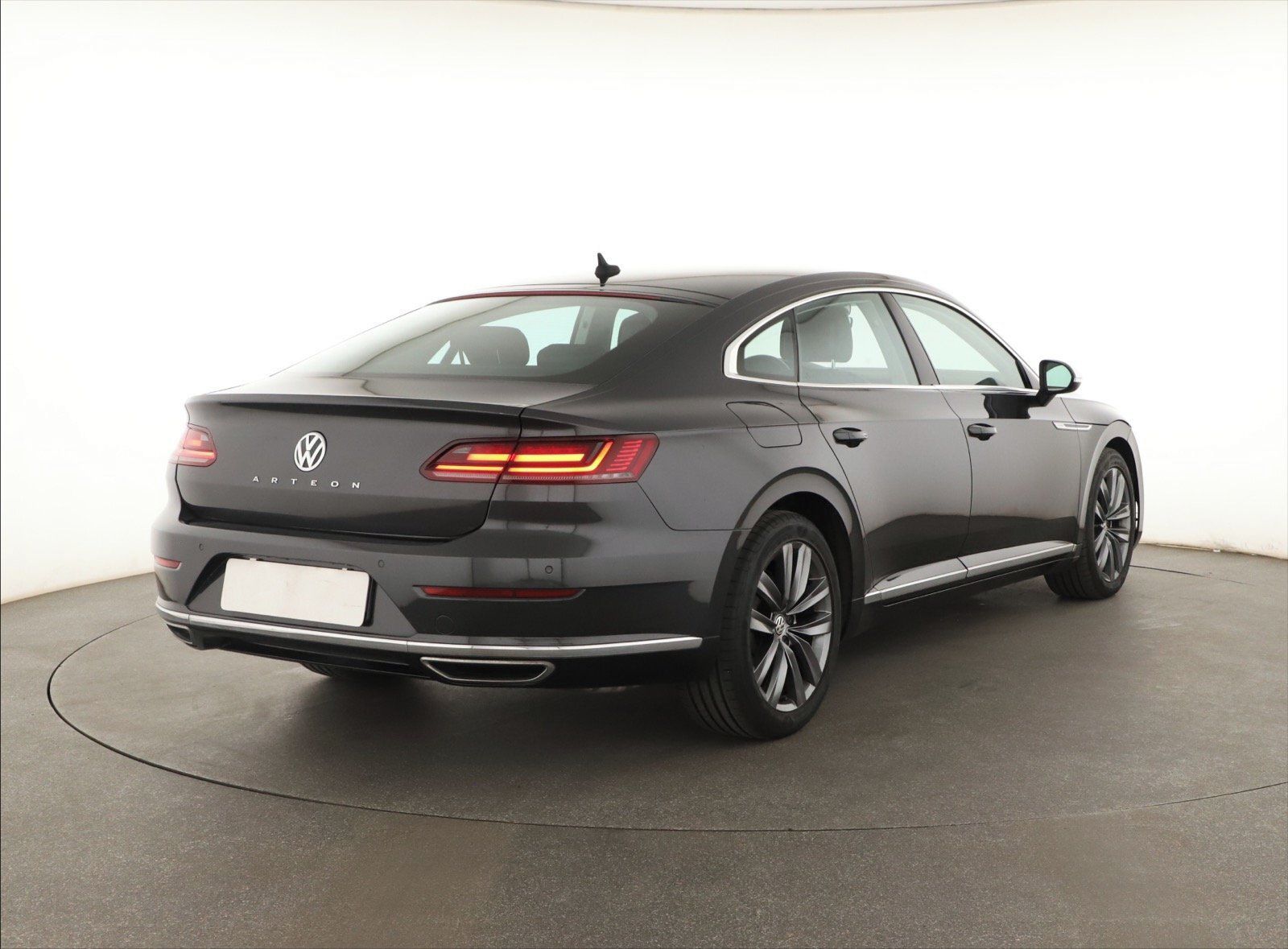 Volkswagen Arteon, 2.0 TSI, Elegance, Automat - fotka 5