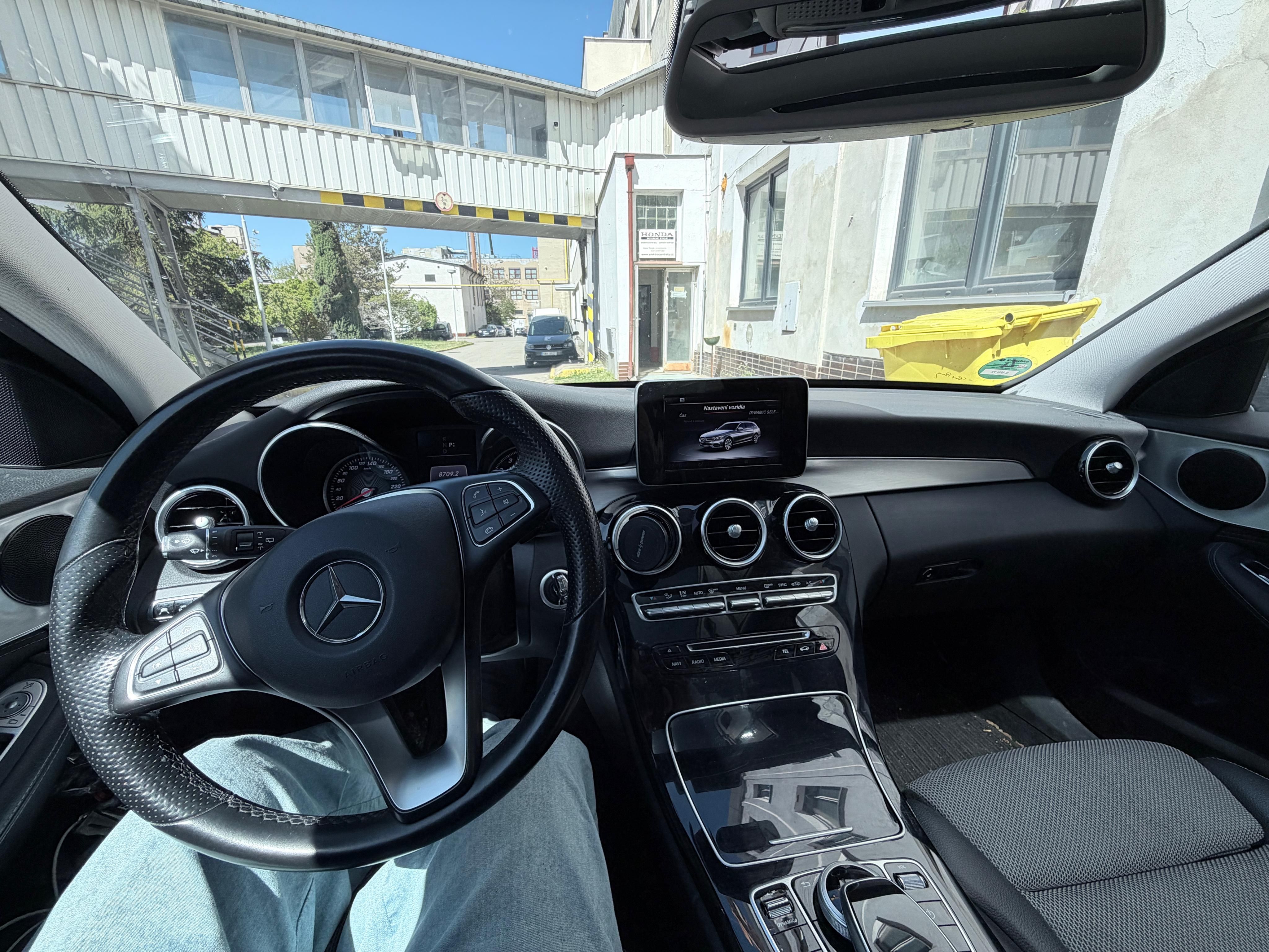 Mercedes-Benz Třídy C - fotka 3