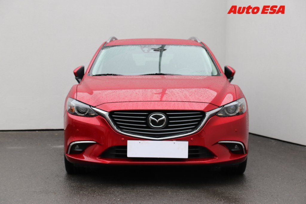 Mazda 6, 2.0 i,1.maj,ČR - fotka 2