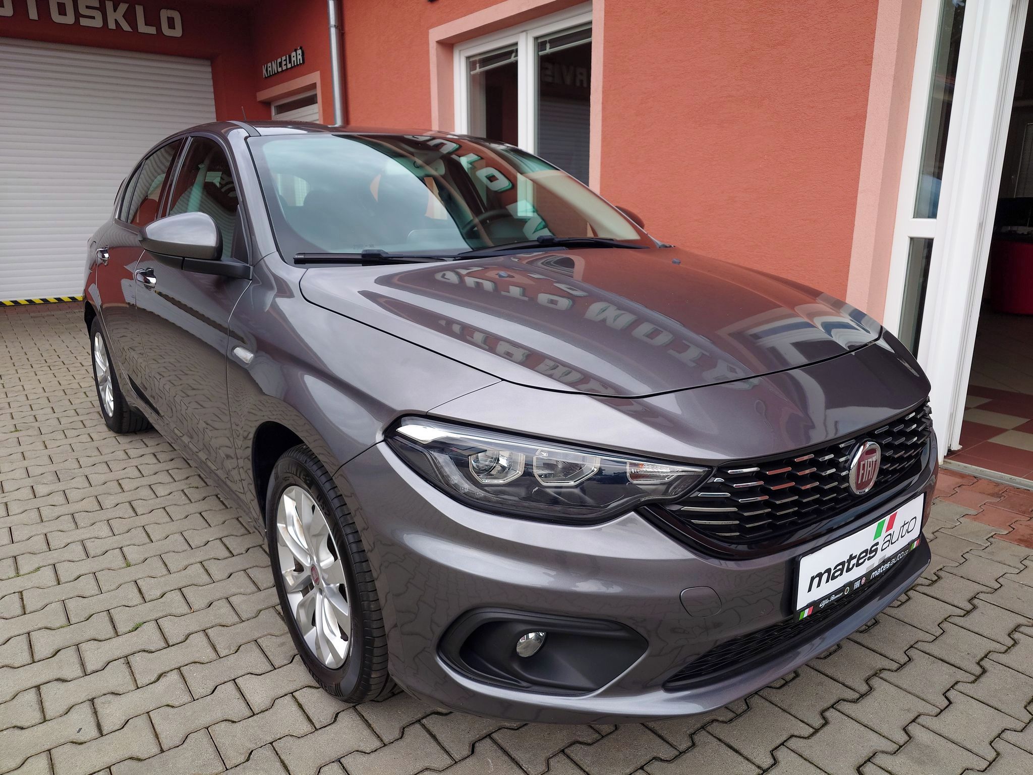 Fiat Tipo, 1.4 70kw Lounge TAŽNÉ - fotka 5