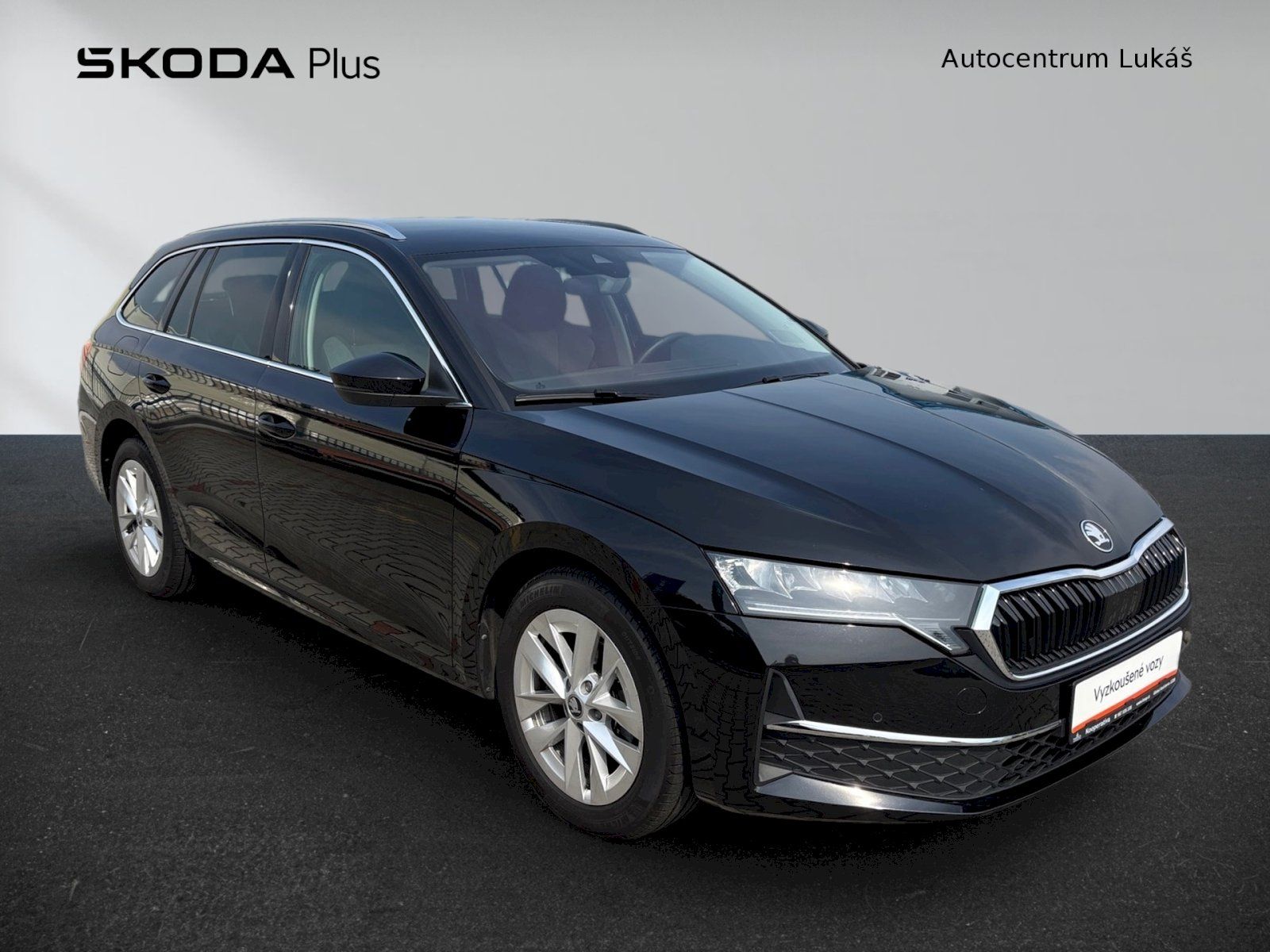 Škoda Octavia, TOP SELECTION 1.5 TSI 110 kW D - fotka 6