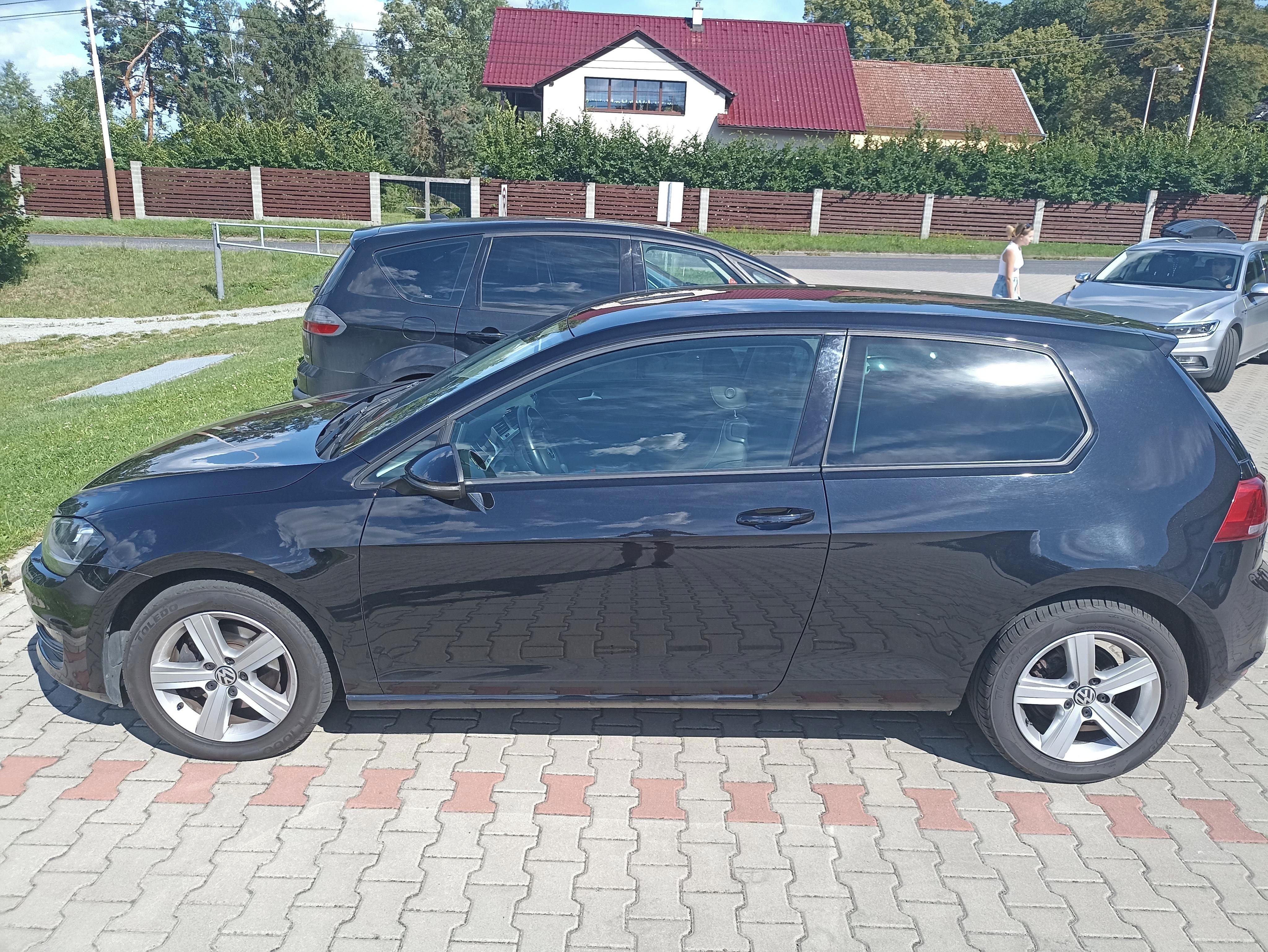 Volkswagen Golf, Wv Golf 1,6 TDI třídveřový - fotka 2