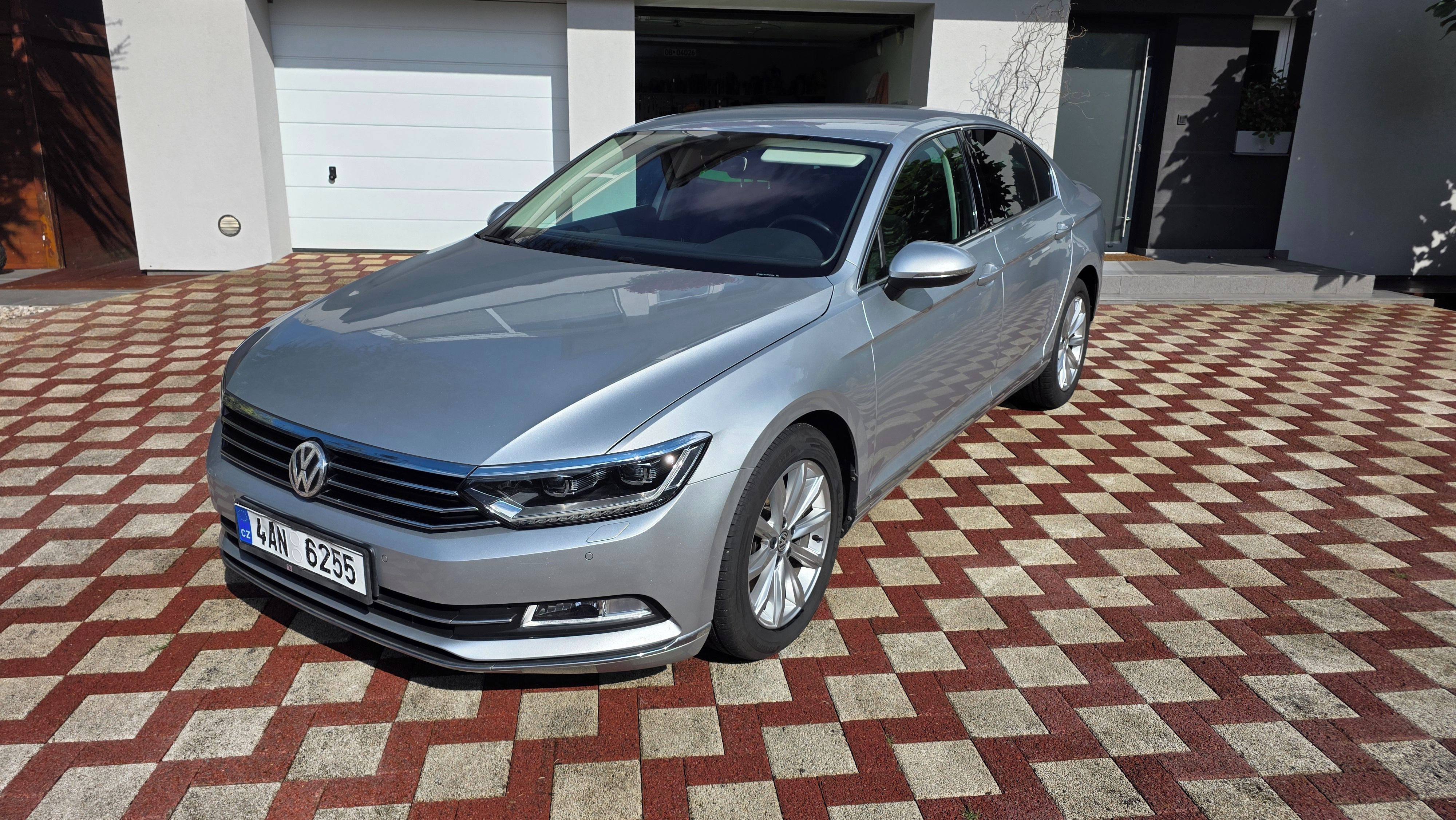 Volkswagen Passat, Volkswagen Passat 2,0 TDI DSG