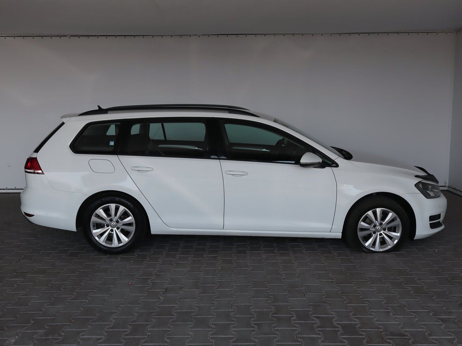 Volkswagen Golf, 1.6 TDI, Automat, Serv.kniha - fotka 6
