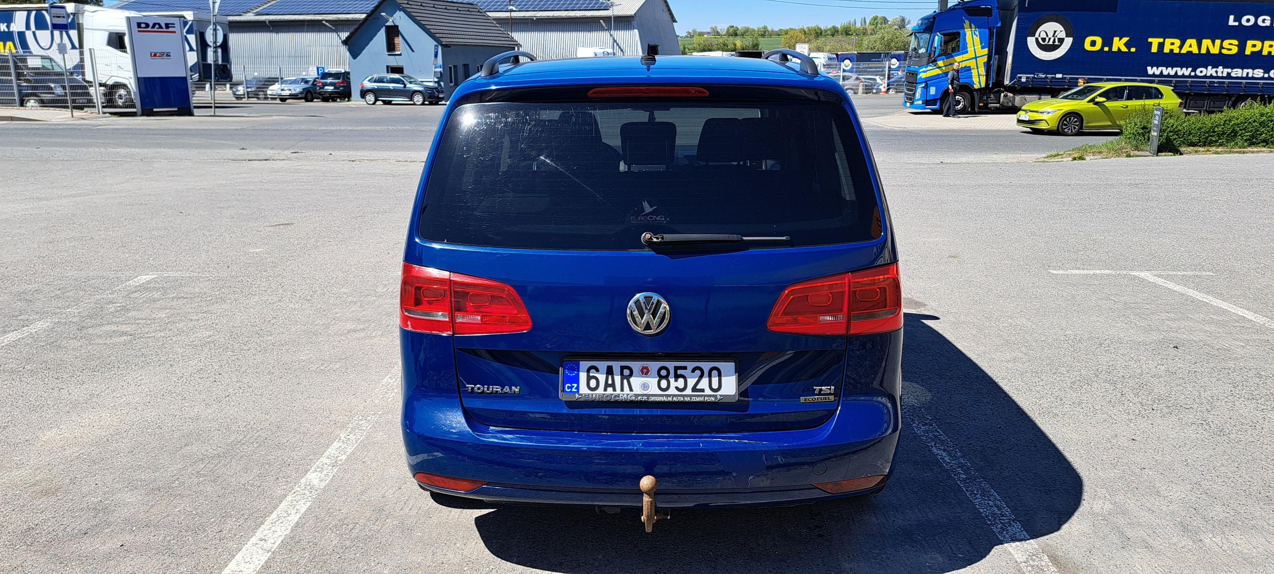 Volkswagen Touran, 1,4 CNG - fotka 4
