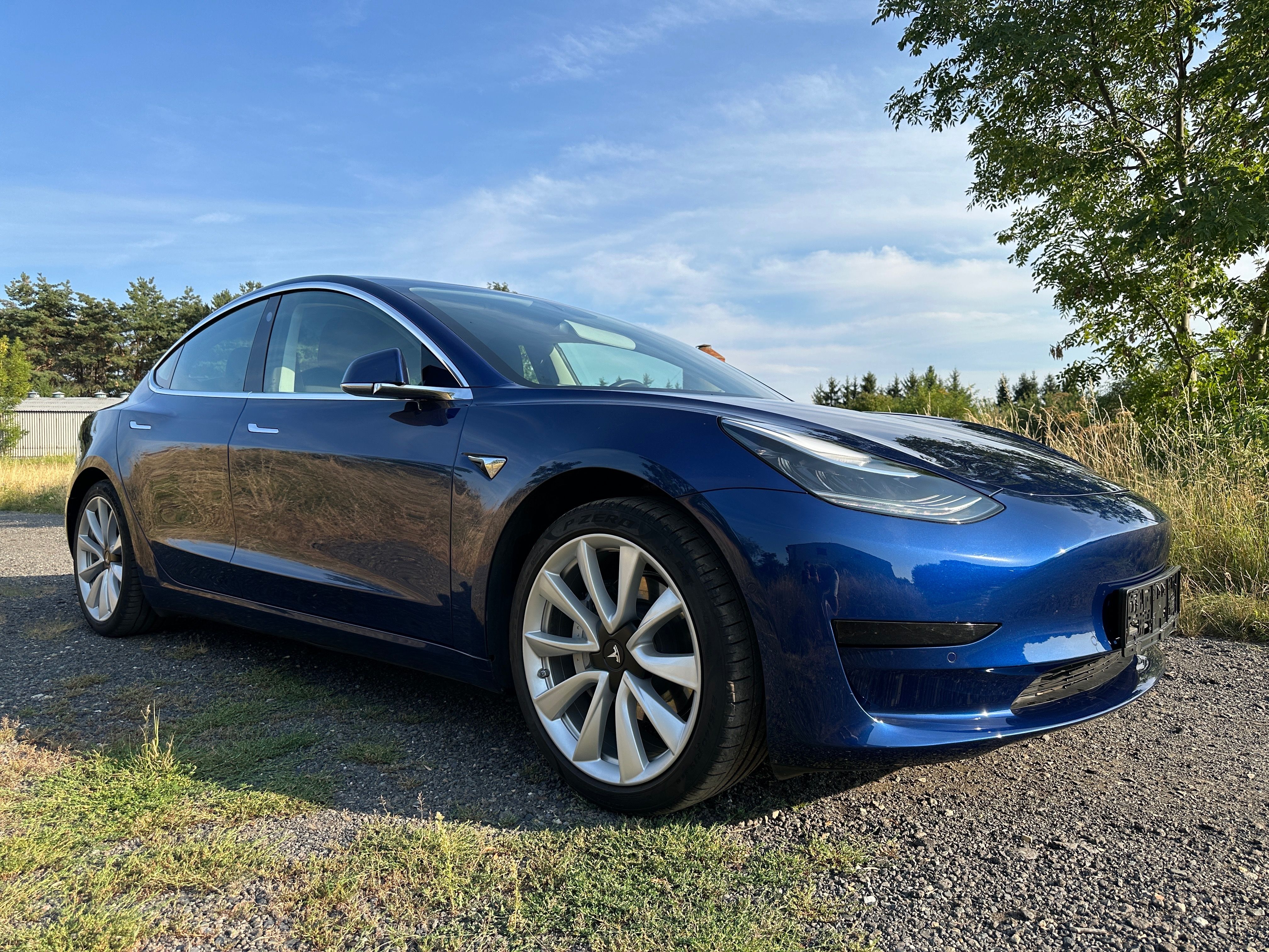 Tesla Model 3, Standard Range Plus - fotka 3