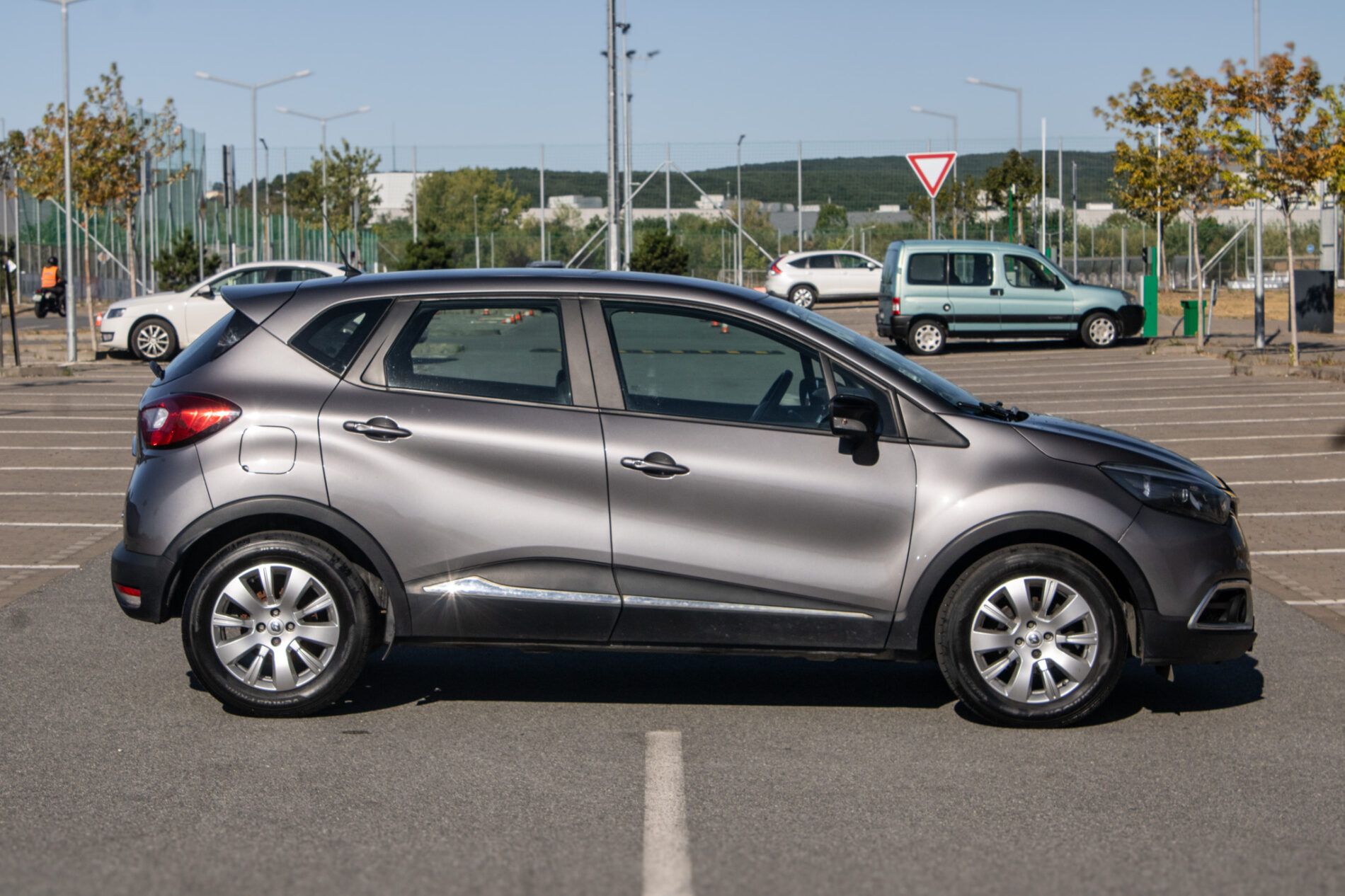 Renault Captur - fotka 4