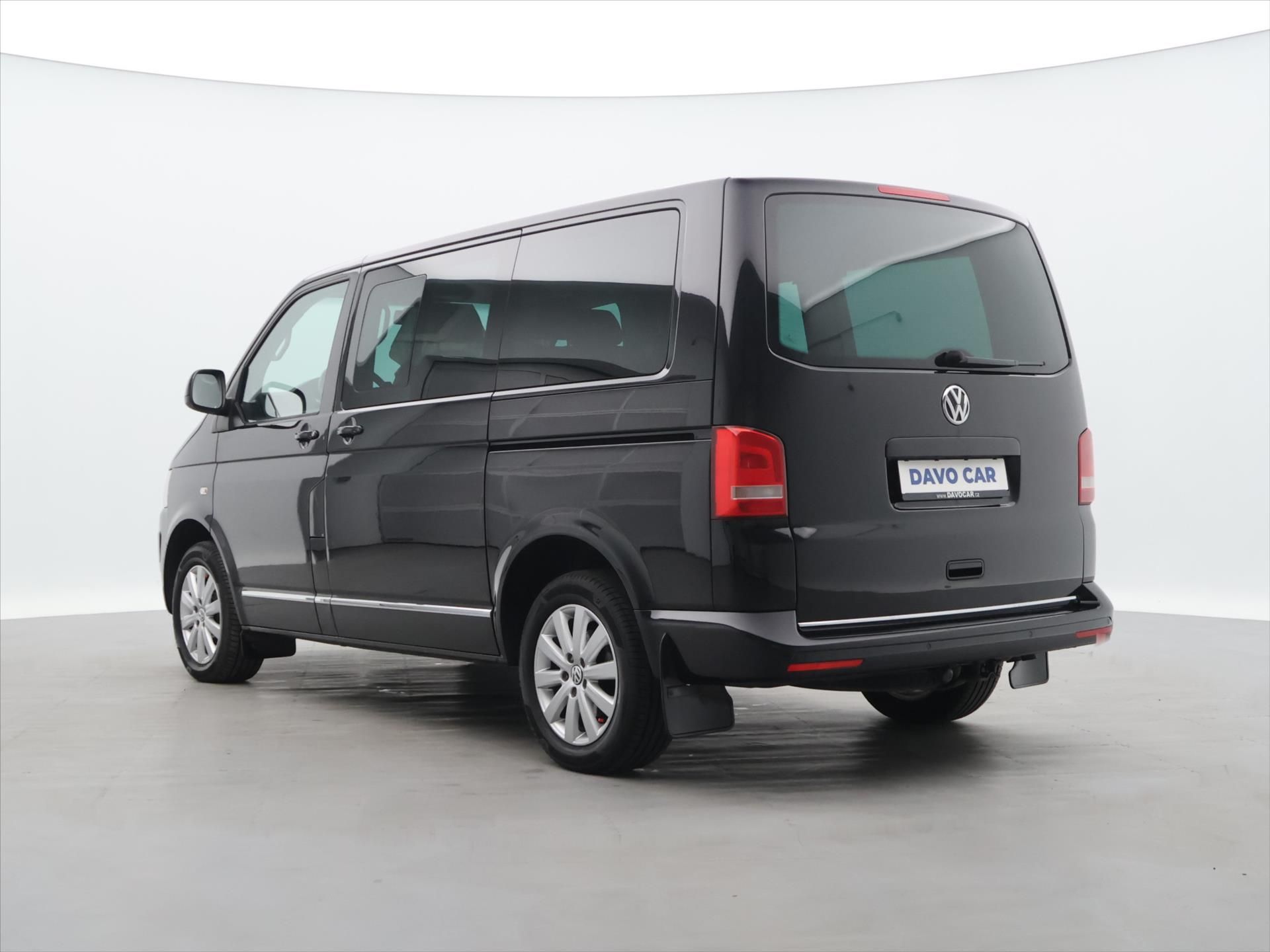 Volkswagen Multivan, 2,0 TSI 150kW 4M DSG Highline - fotka 5