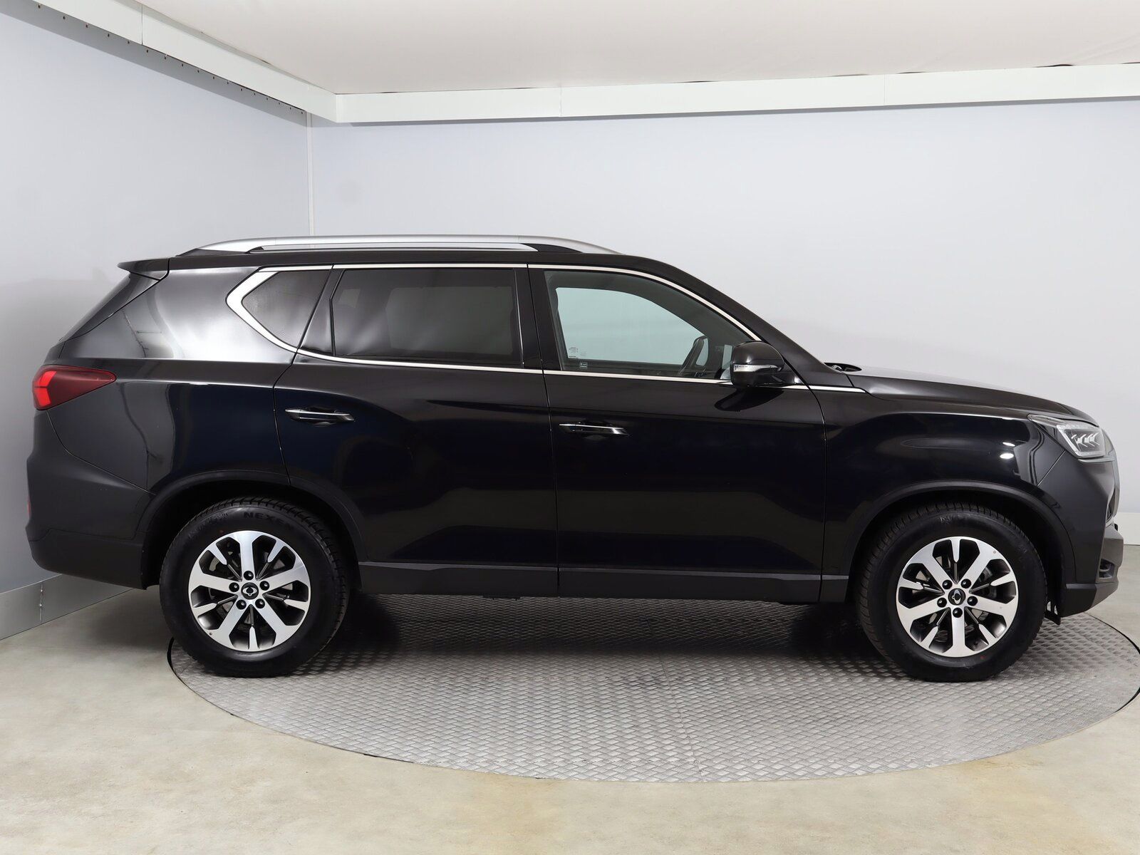 SsangYong Rexton, 2.2 Diesel, 4X4, Automat - fotka 6