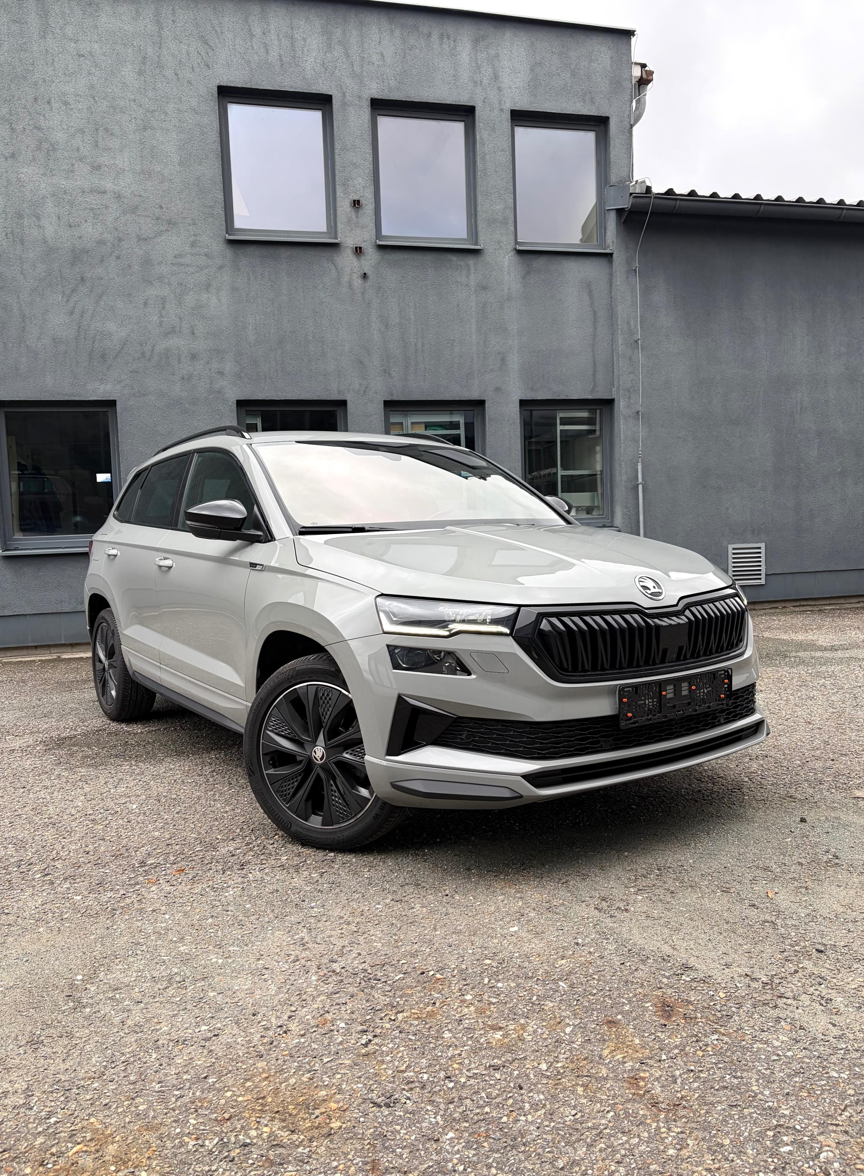 Škoda Karoq, 1.5TSI 110kw SPORTLINE WEBASTO - fotka 3
