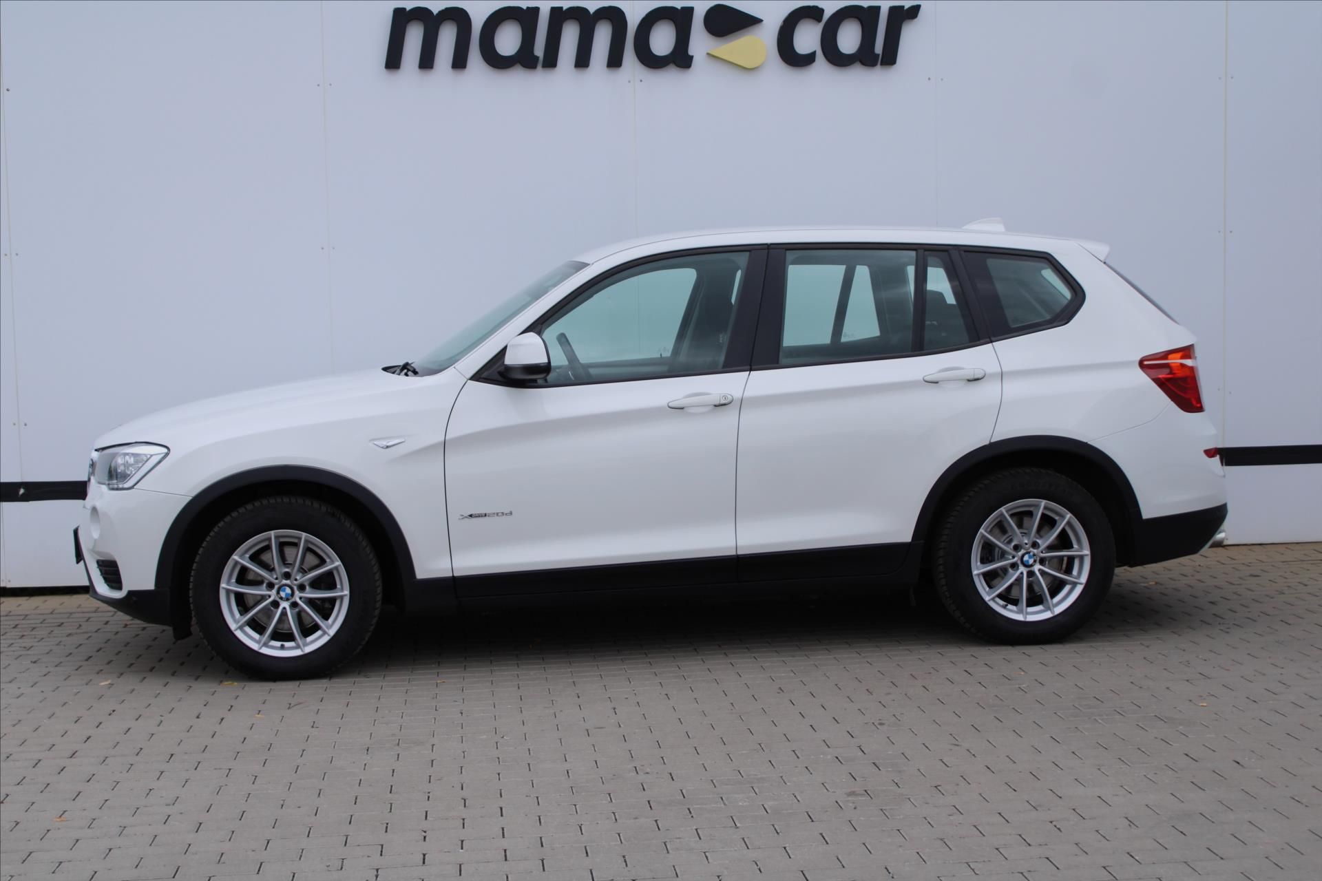 BMW X3, xDRIVE 20D 140kW M PAKET ČR - fotka 4