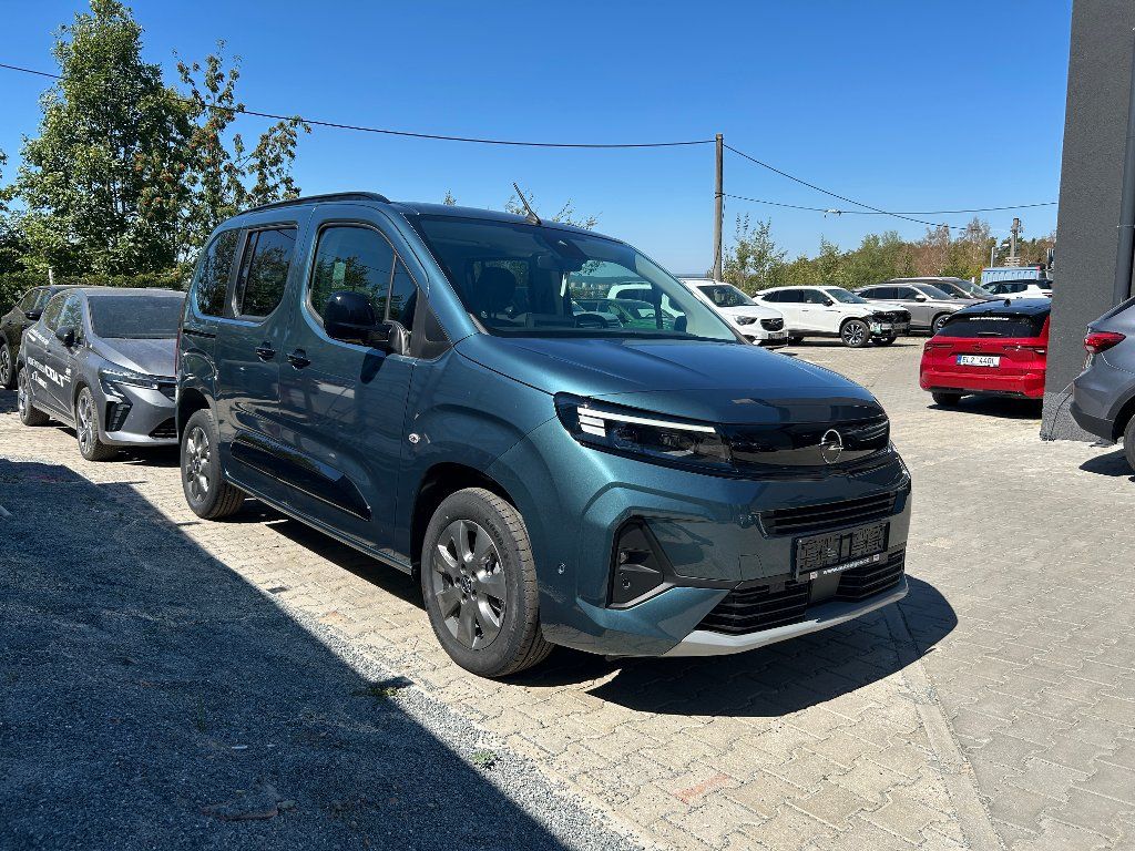 Opel Combo, Eleg. Plus 1.5 CDT 96kW AT8 - fotka 5