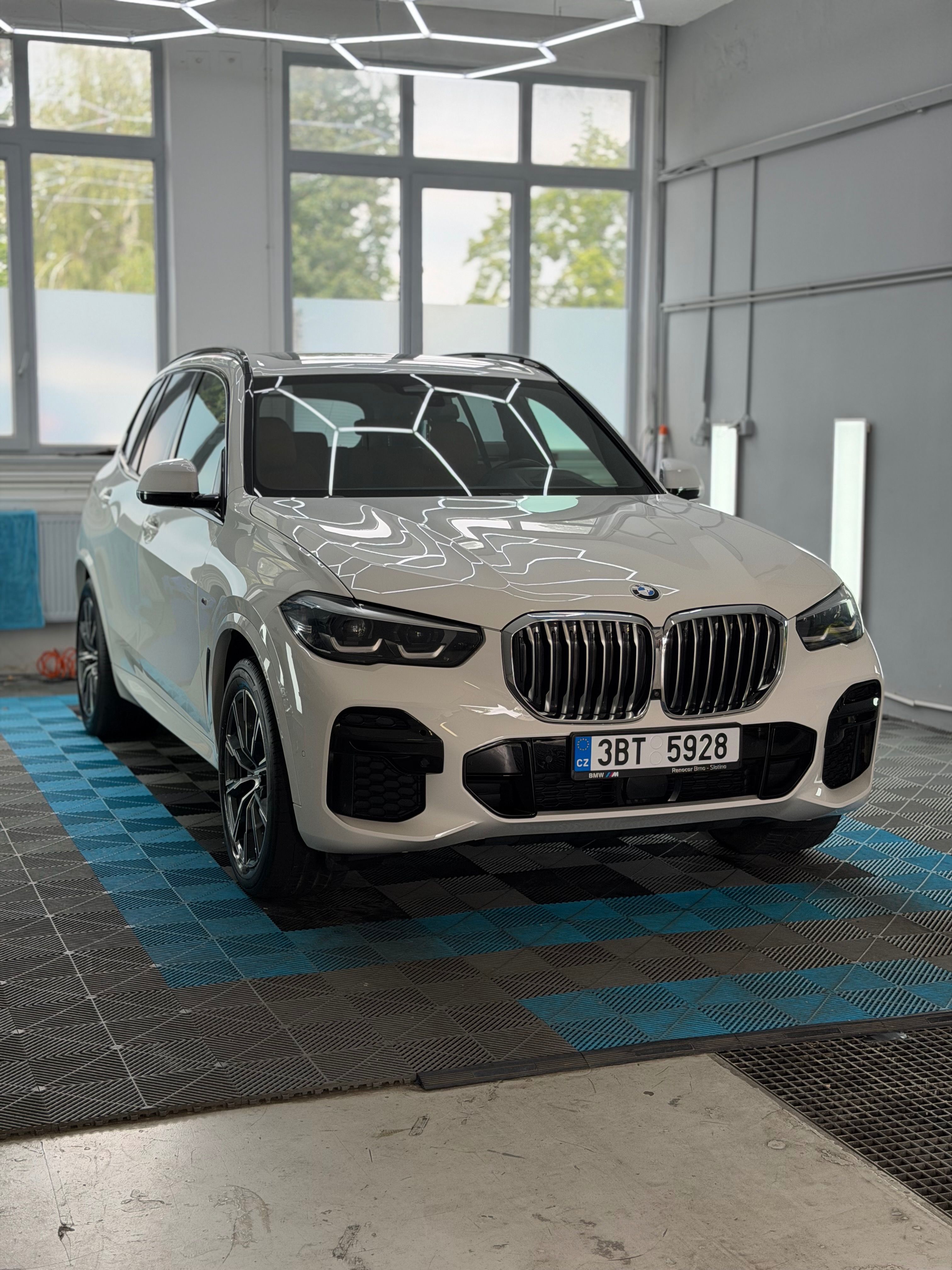 BMW X5 - fotka 6