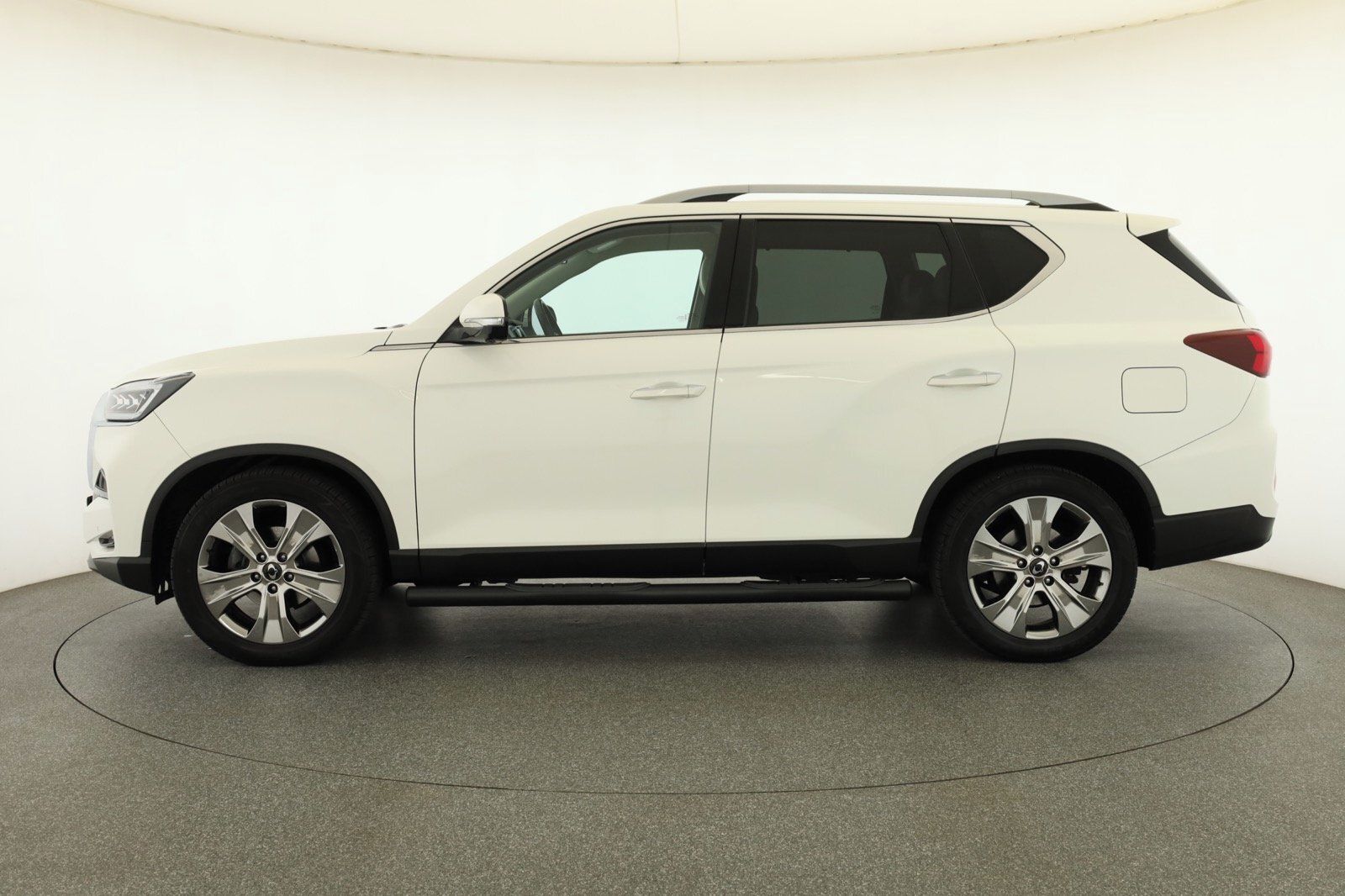 SsangYong Rexton, 2.2 Diesel, 4X4, Automat, ČR - fotka 3
