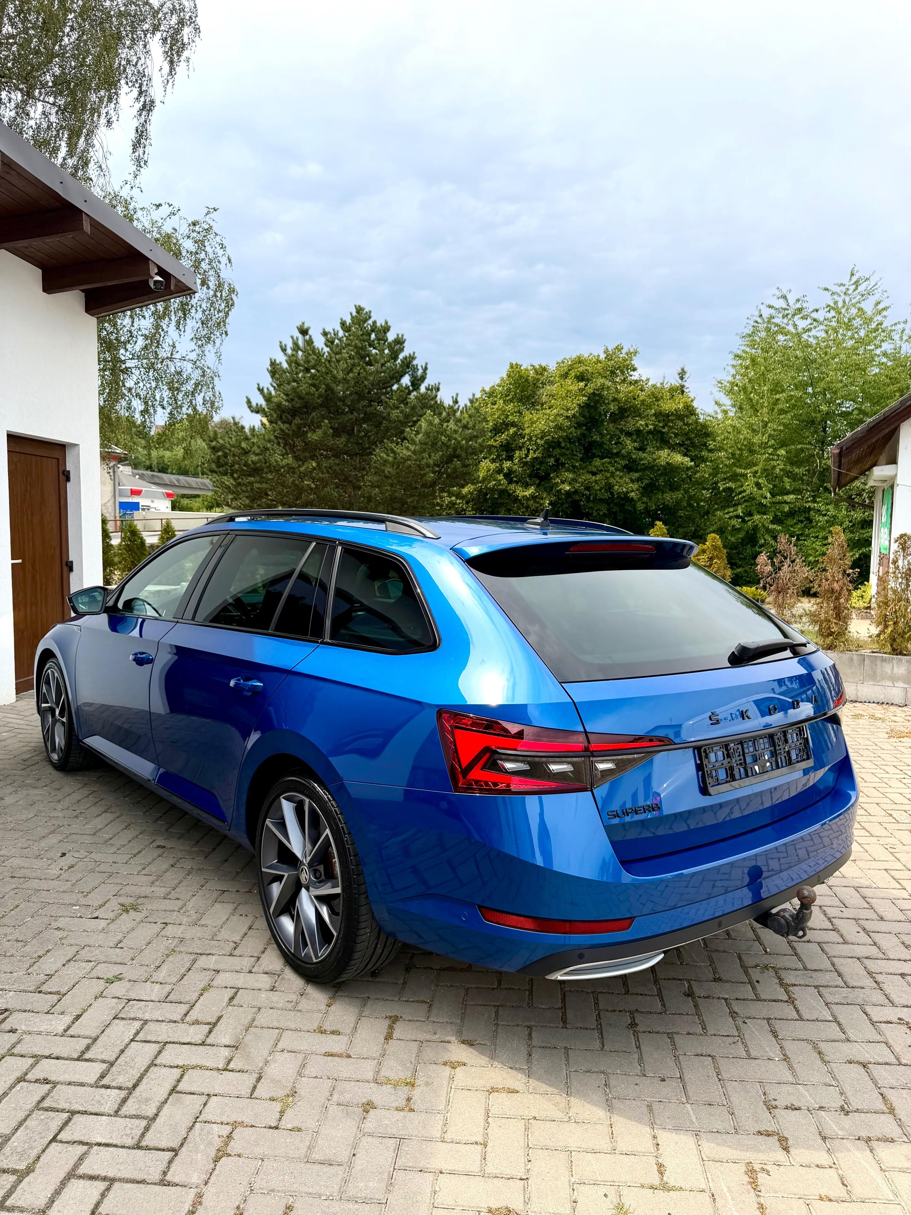 Škoda Superb, SPORTLINE 360 TAŽNÉ DCC MATRIX - fotka 5