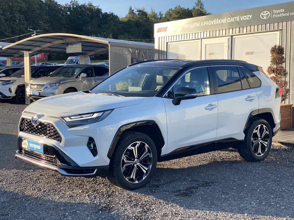 Toyota Rav4, 2.5Plug-in, ČR, Selection, 4x4 - fotka 4
