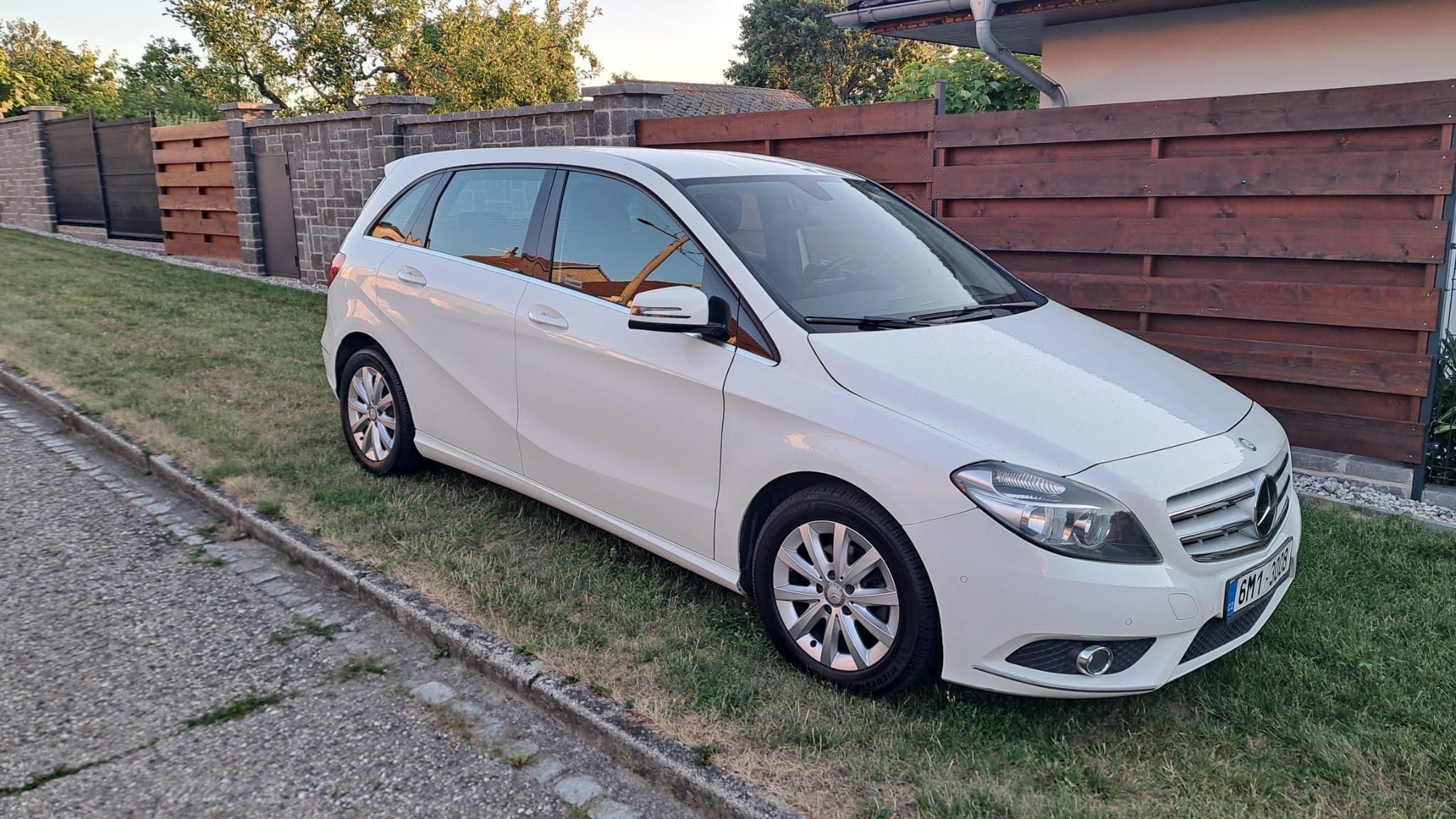 Mercedes-Benz Třídy B, B180 CDI Ve výborném stavu - fotka 3