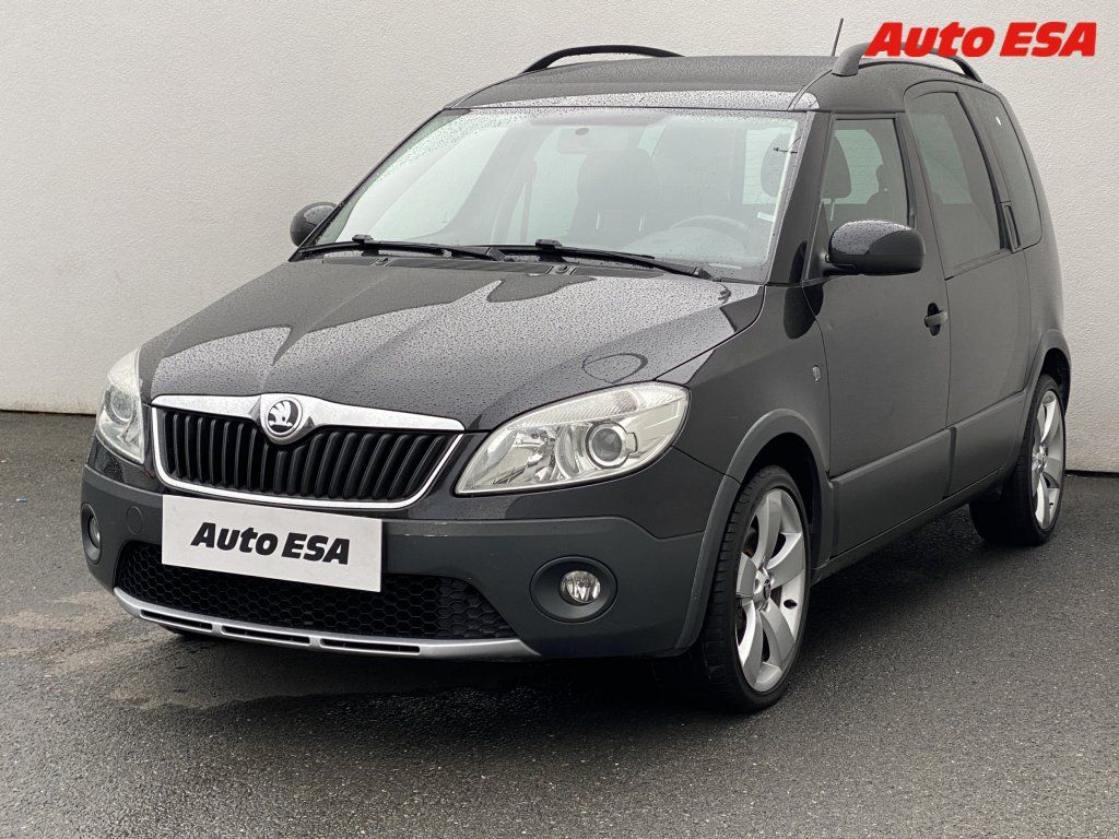 Škoda Roomster, 1.2 TSi,Scout,+kola,panor - fotka 3