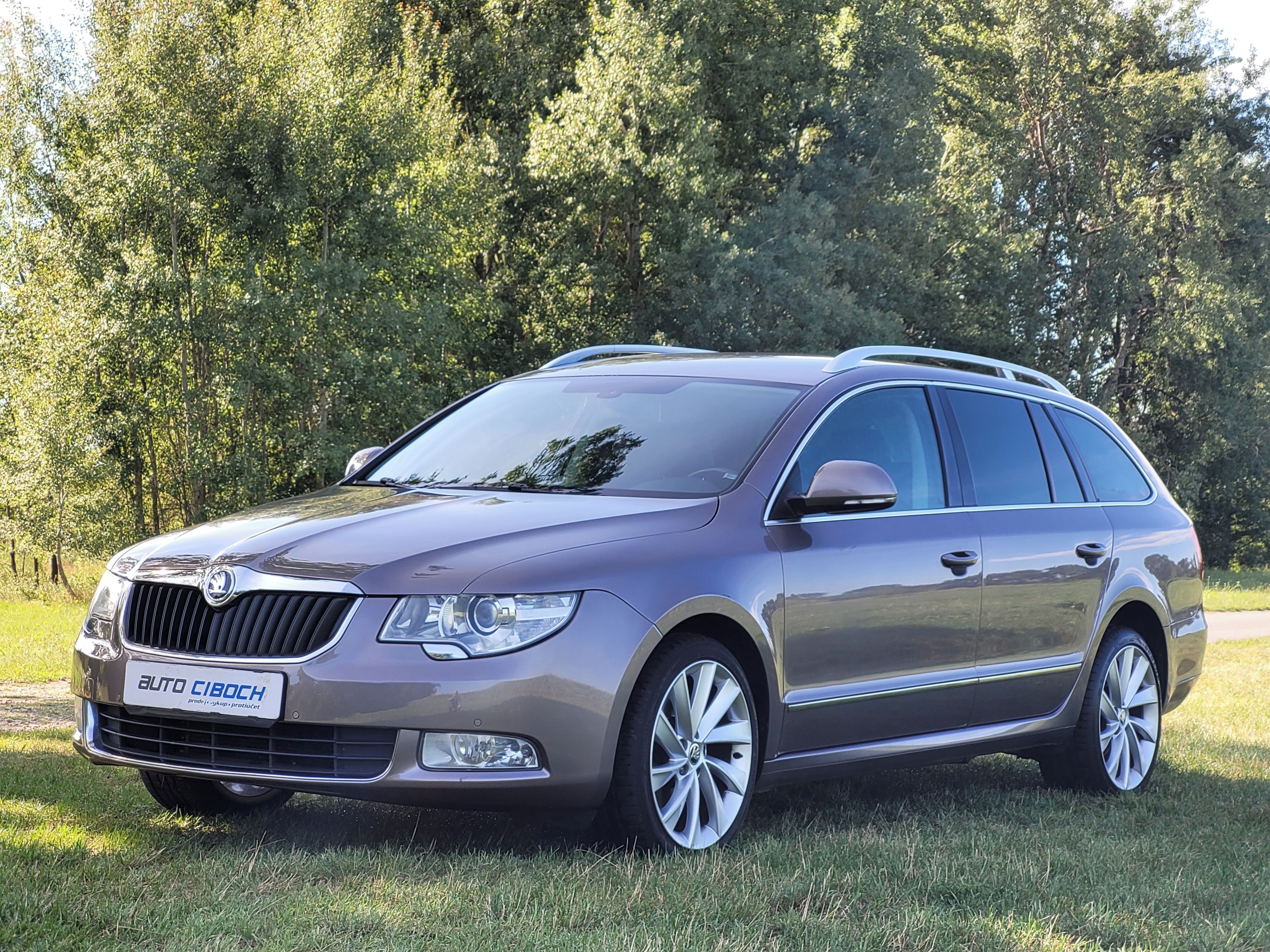 Škoda Superb, Kombi 2,0 TDI 125kW