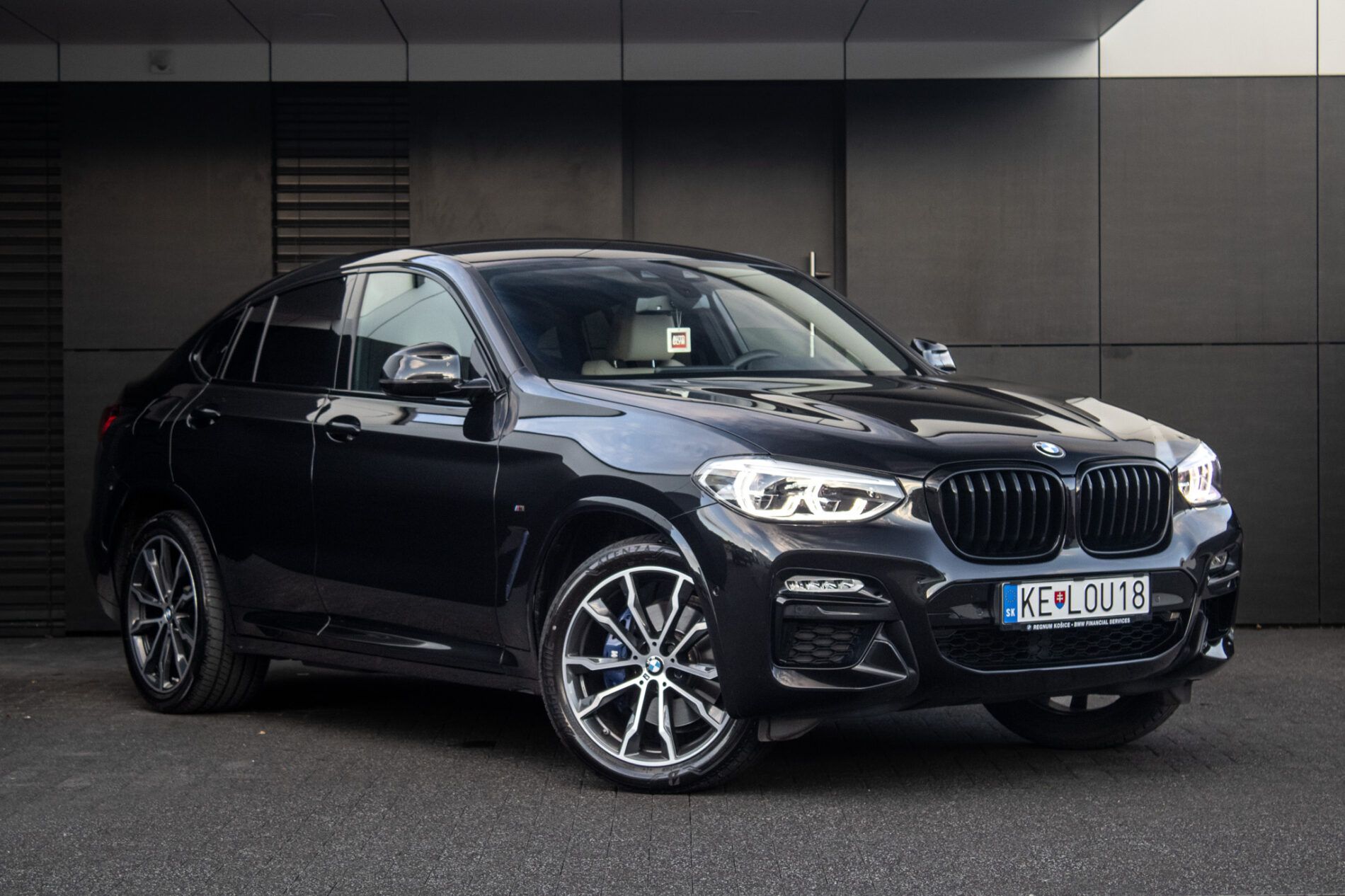 BMW X4 - fotka 4
