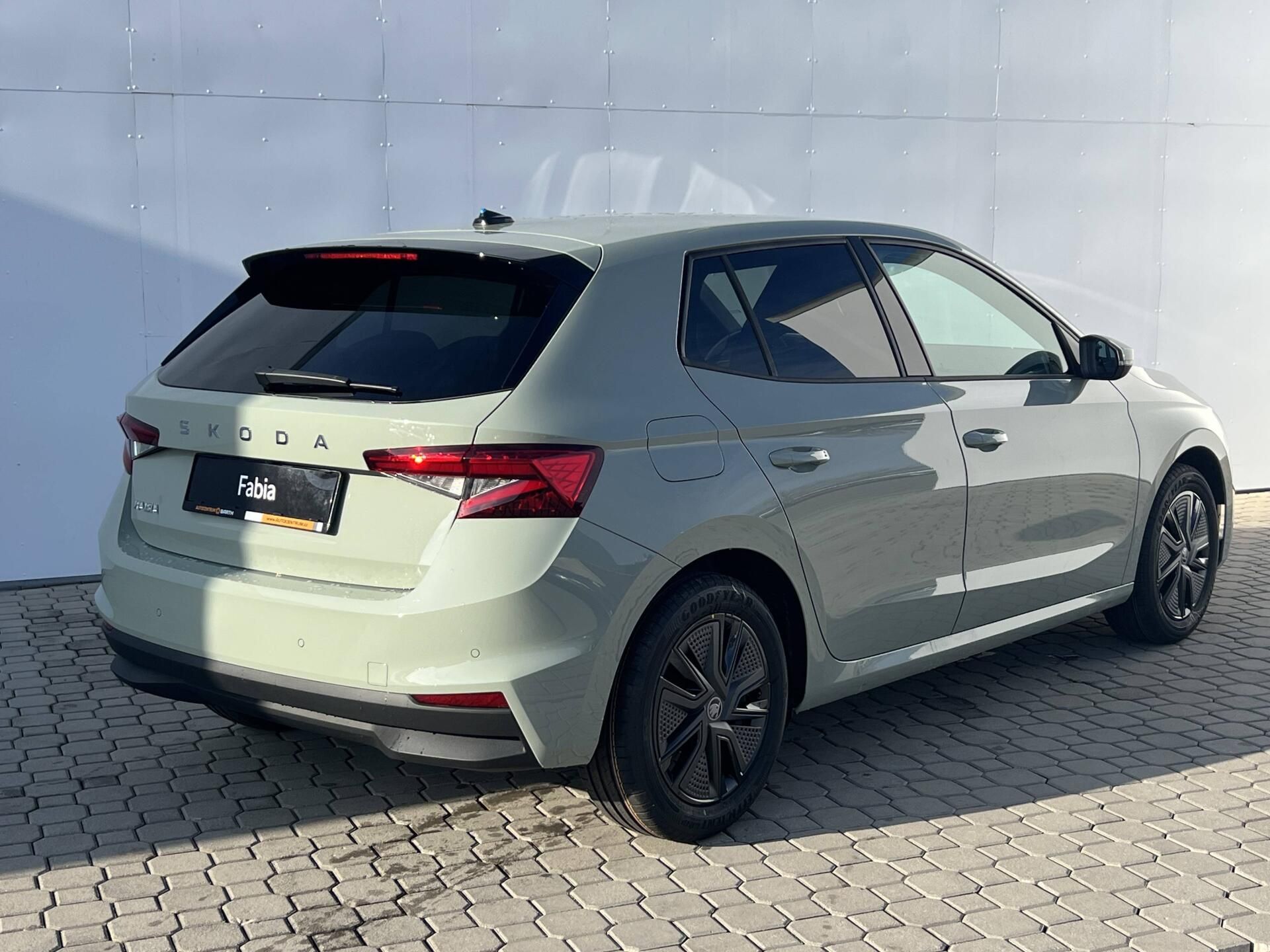 Škoda Fabia, Dynamic 7DSG 1,0TSI - fotka 5