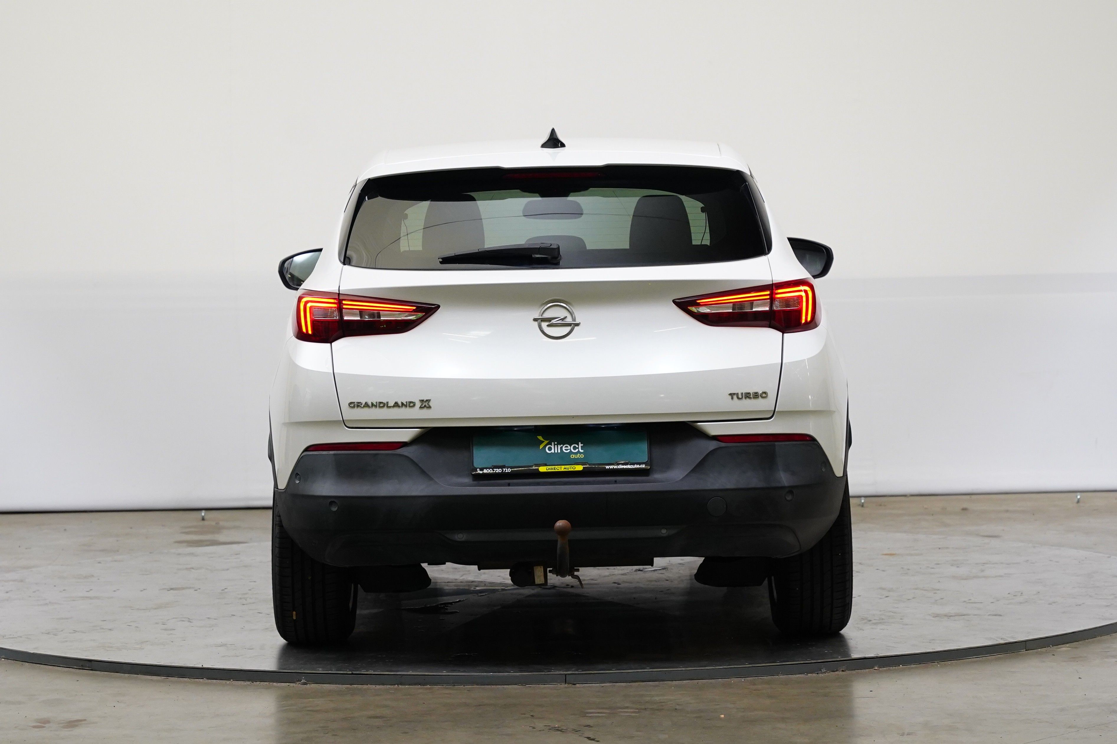 Opel Grandland X, 1.2 Turbo 96 kW Edition - fotka 6