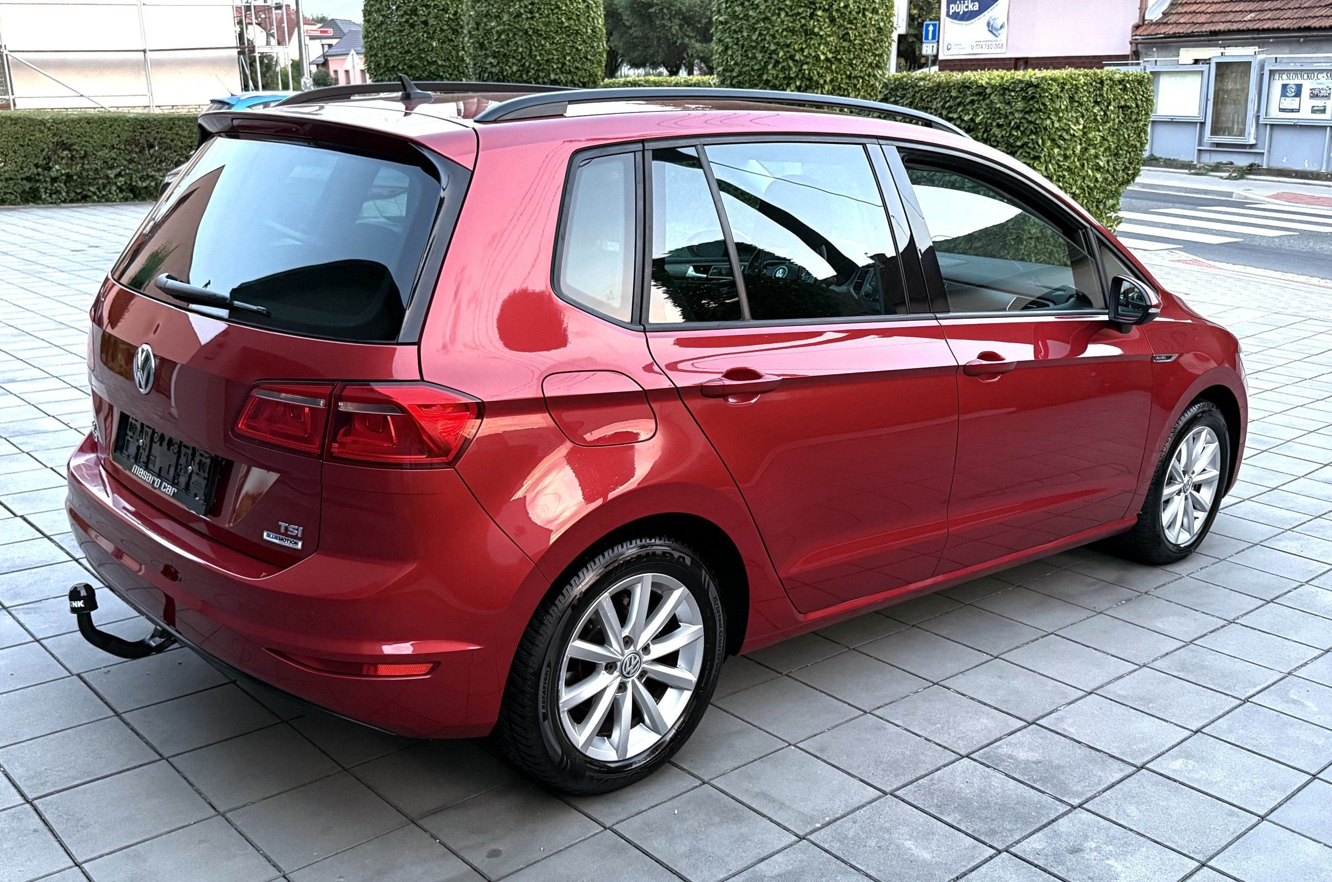 Volkswagen Golf Sportsvan, LOUNGE,1.2TSI,81kw,2016 - fotka 4