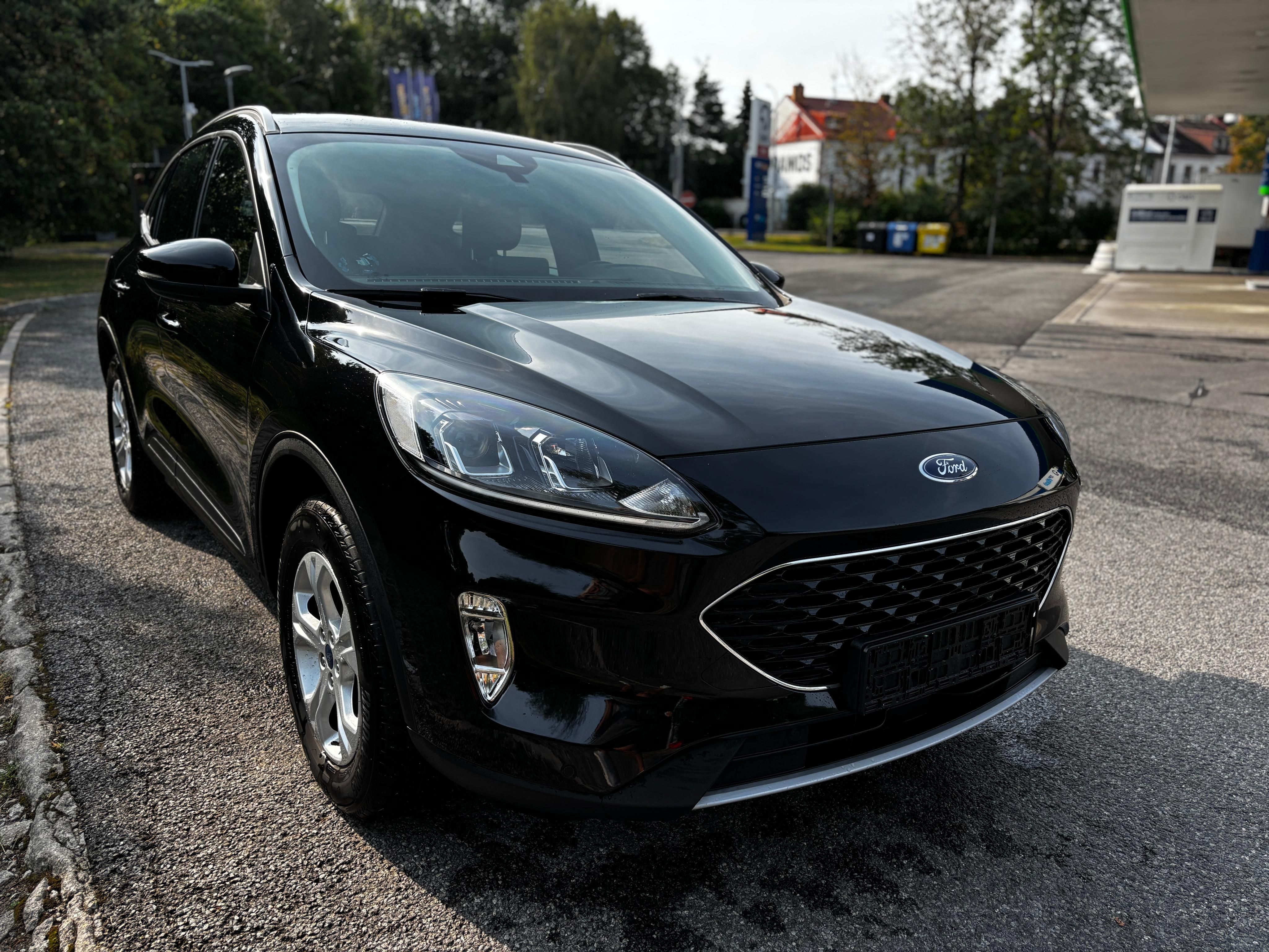 Ford Kuga, 2.5PHEV TIT.VIRT.Přípr.tažné - fotka 3