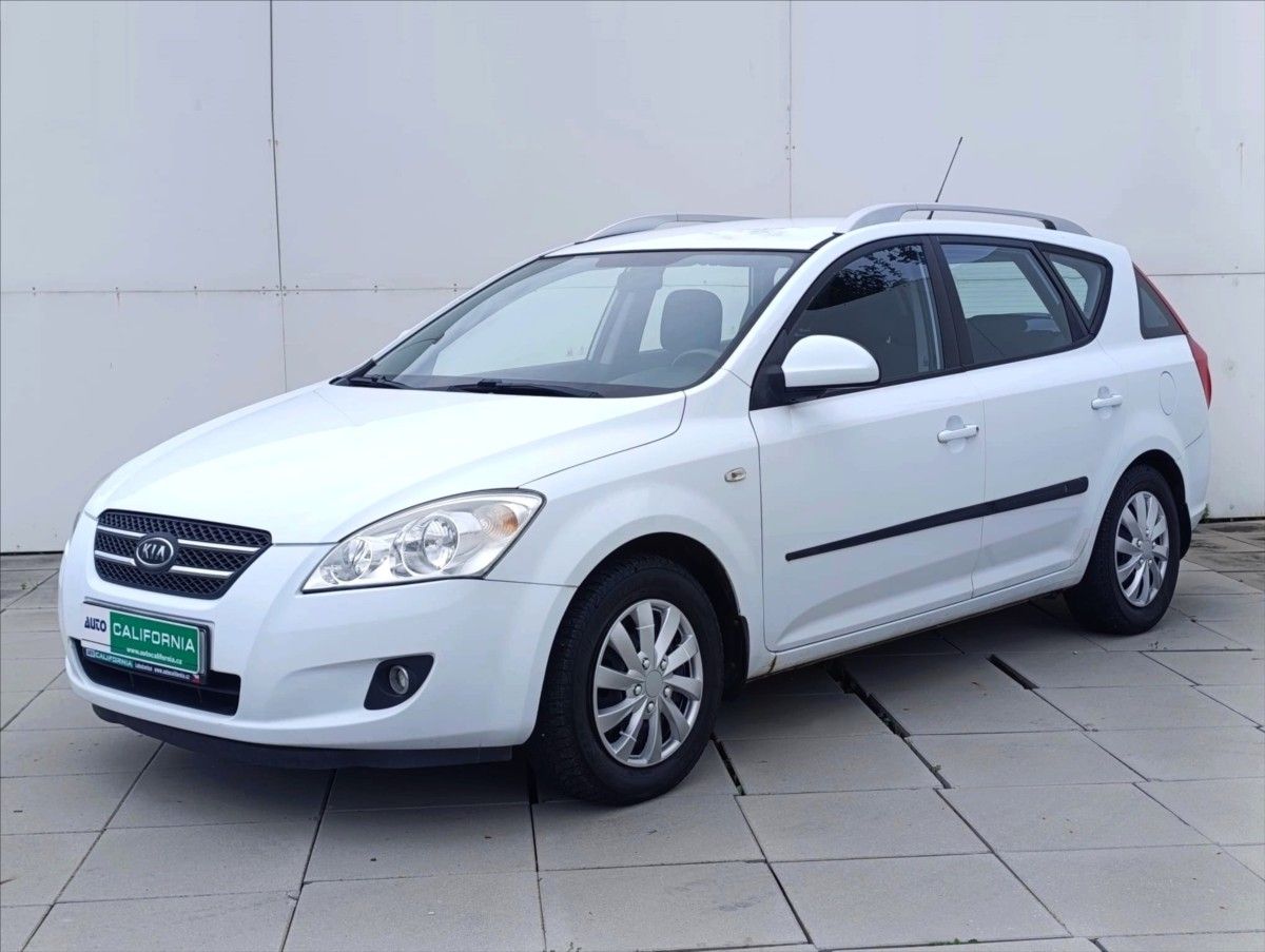 Kia Cee´d, 1,6 CVVT Aut. klimatizace ČR