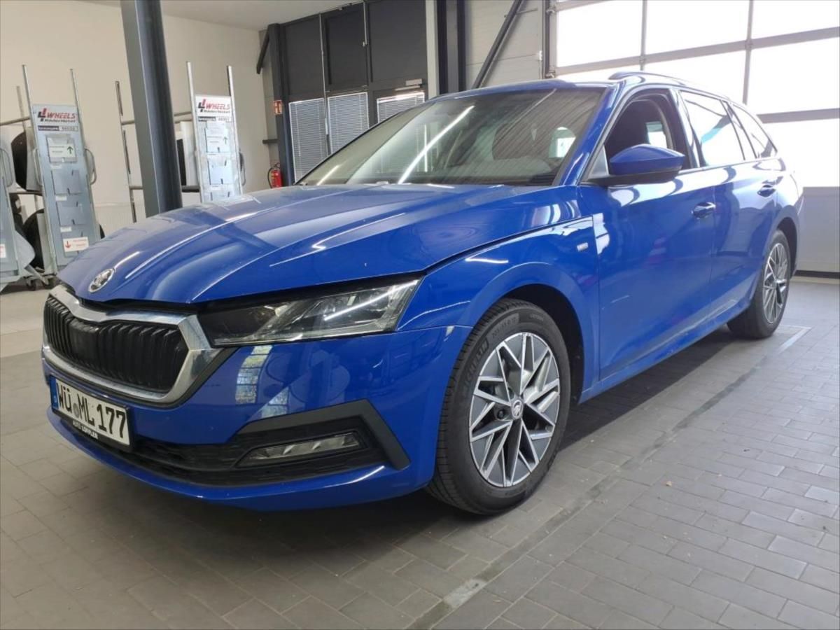 Škoda Octavia, 2,0 TDI,TAŽNÉ,KEYLESS,MATRIX - fotka 2