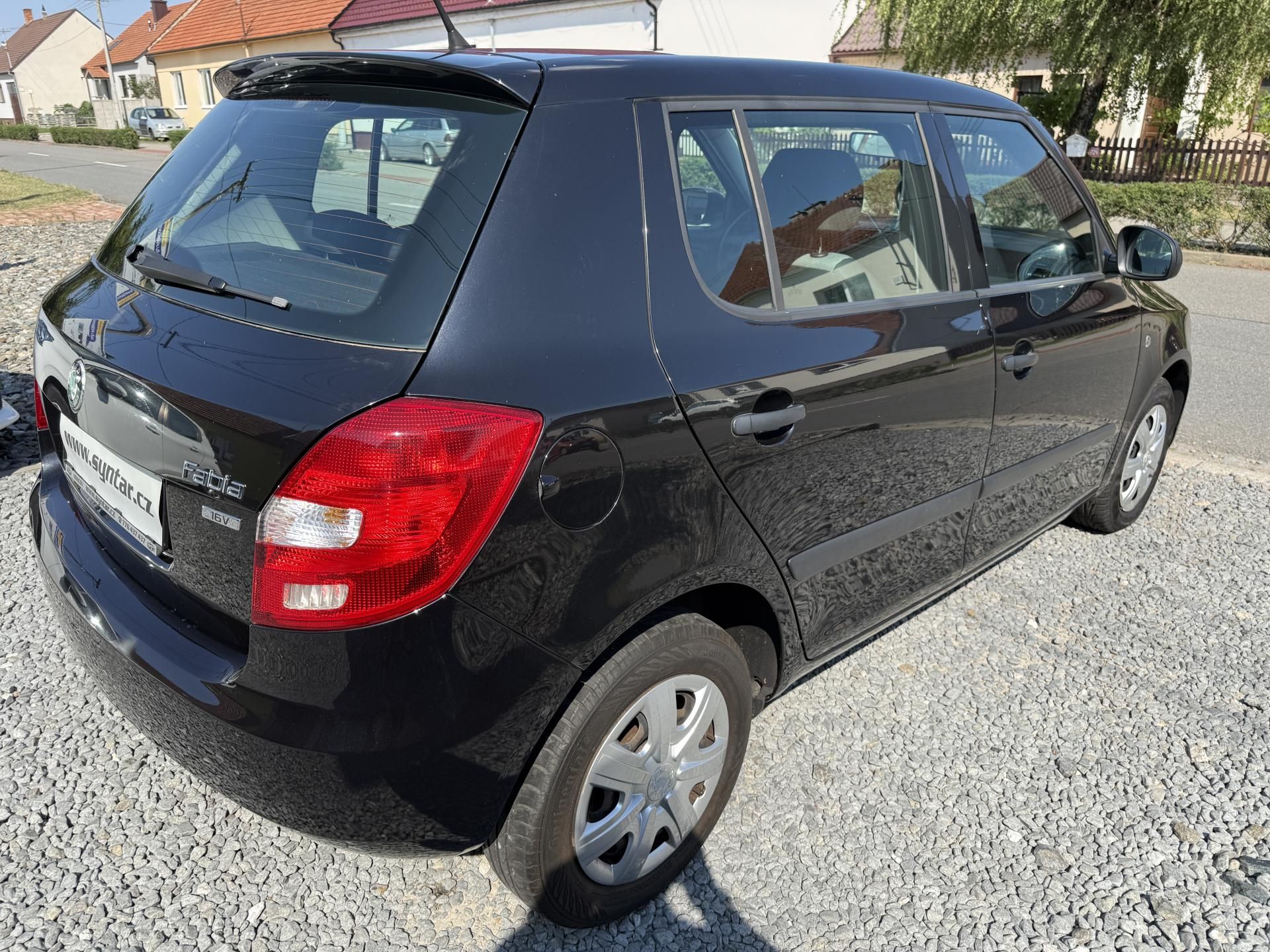 Škoda Fabia, 1.4i 63 KW 1 MAJITEL - fotka 5