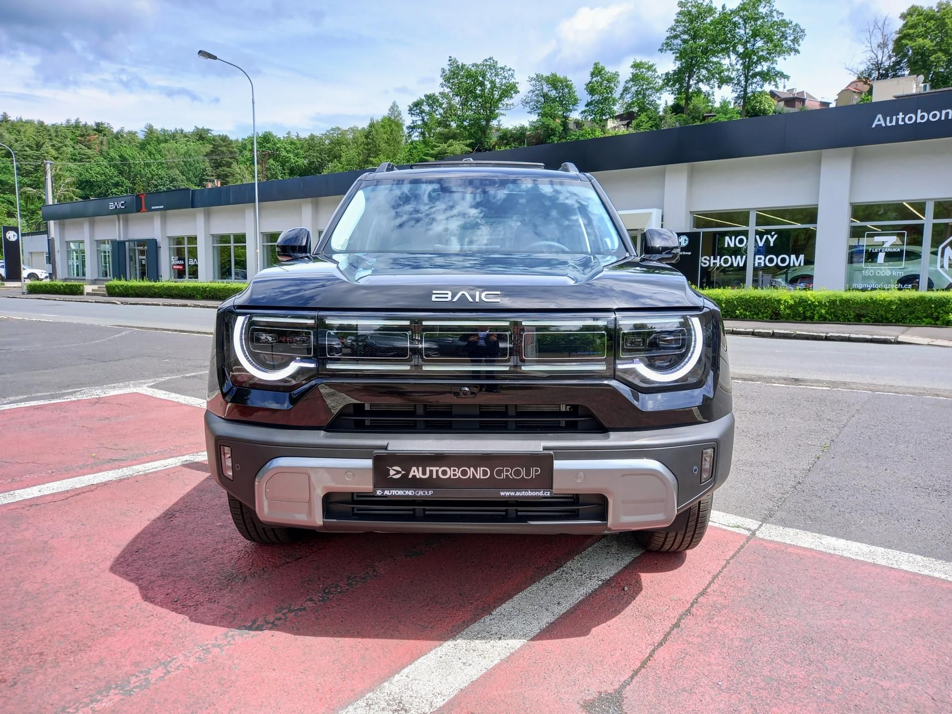 BAIC BJ30, ALL IN 1.5T 298kW HEV 4×4 - fotka 2
