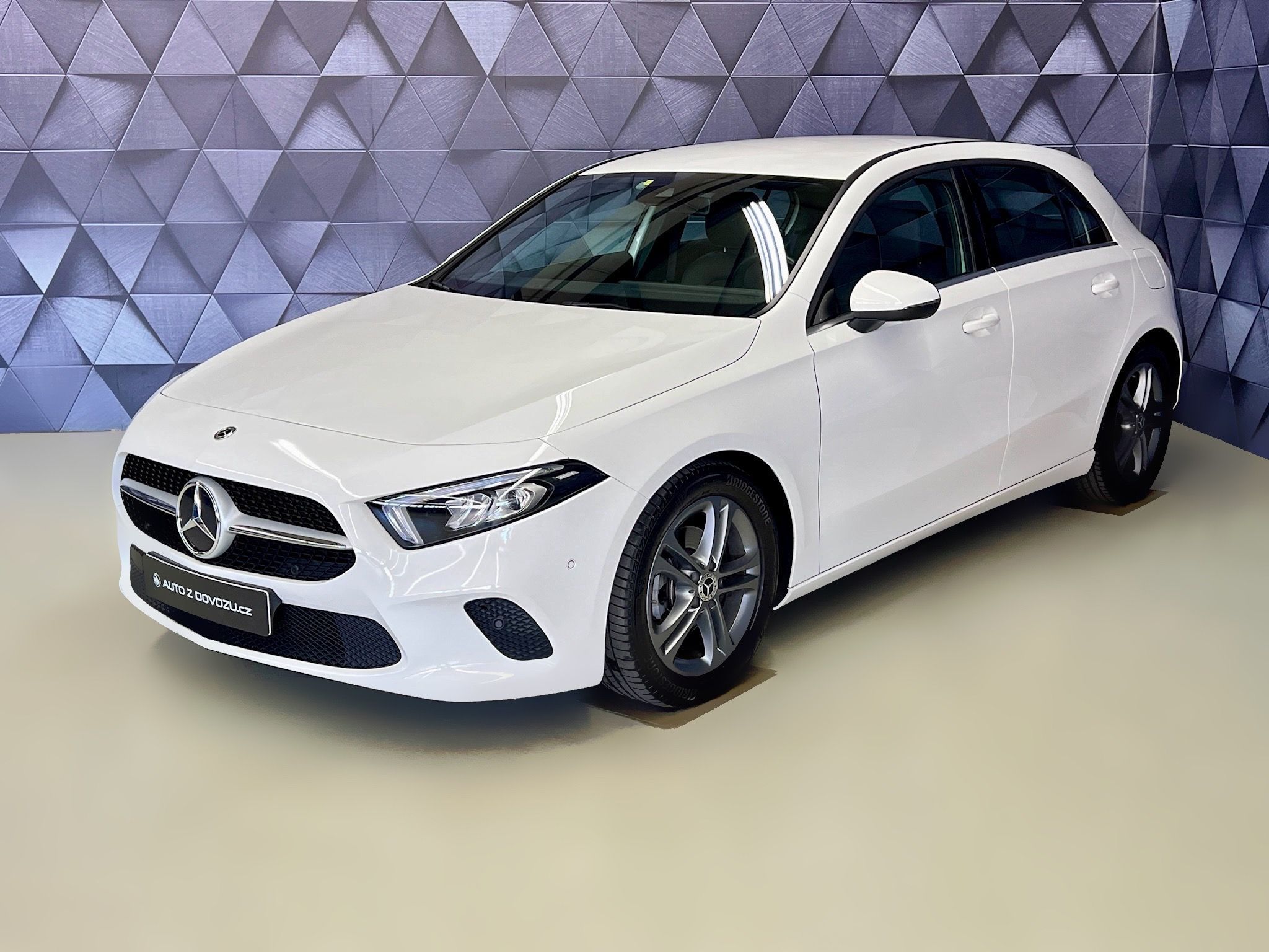 Mercedes-Benz Třídy A, 180 CDI 85 KW 7G-DCT STYLE