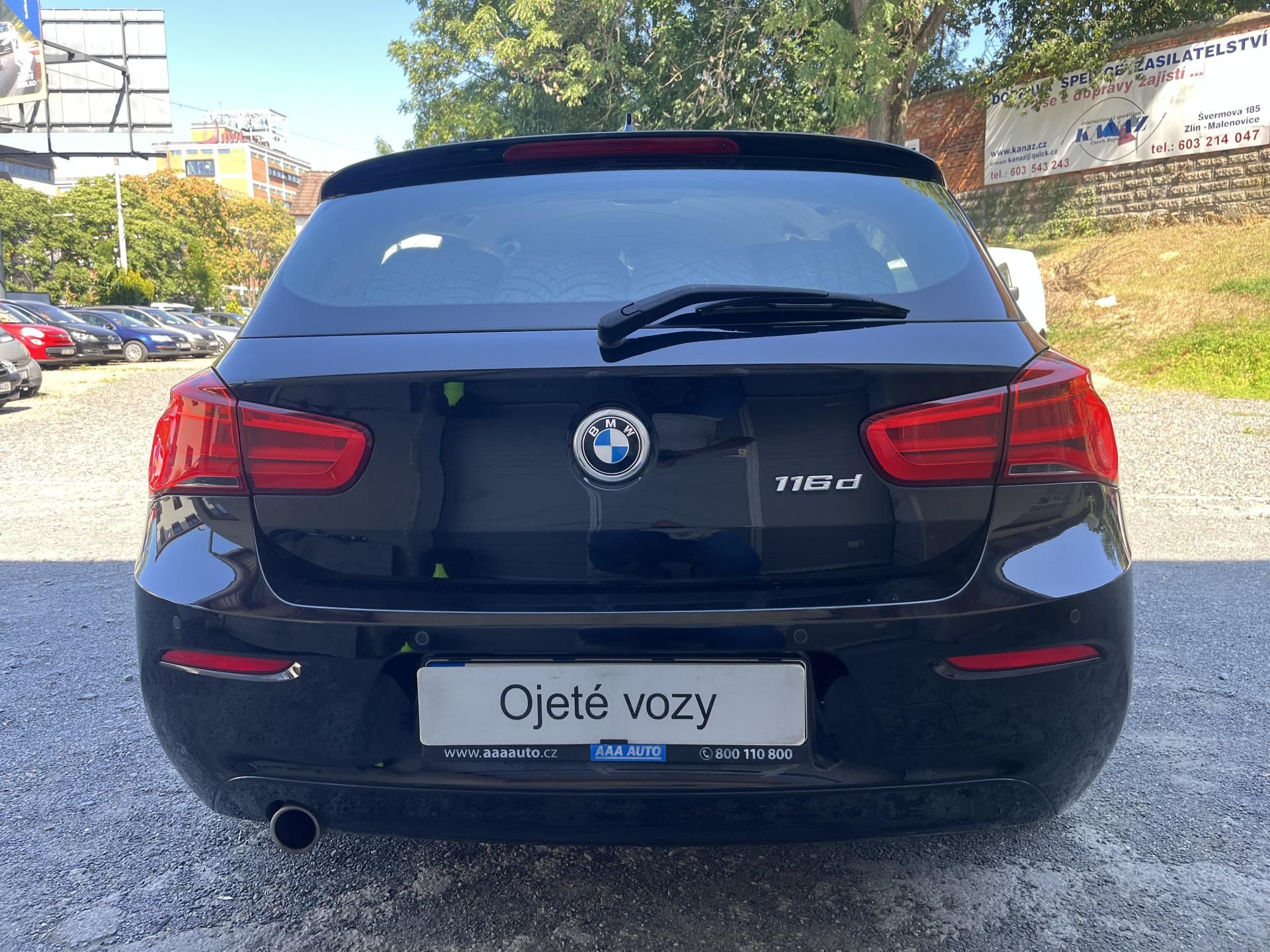 BMW Řada 1, 116 D 85 Kw - fotka 6