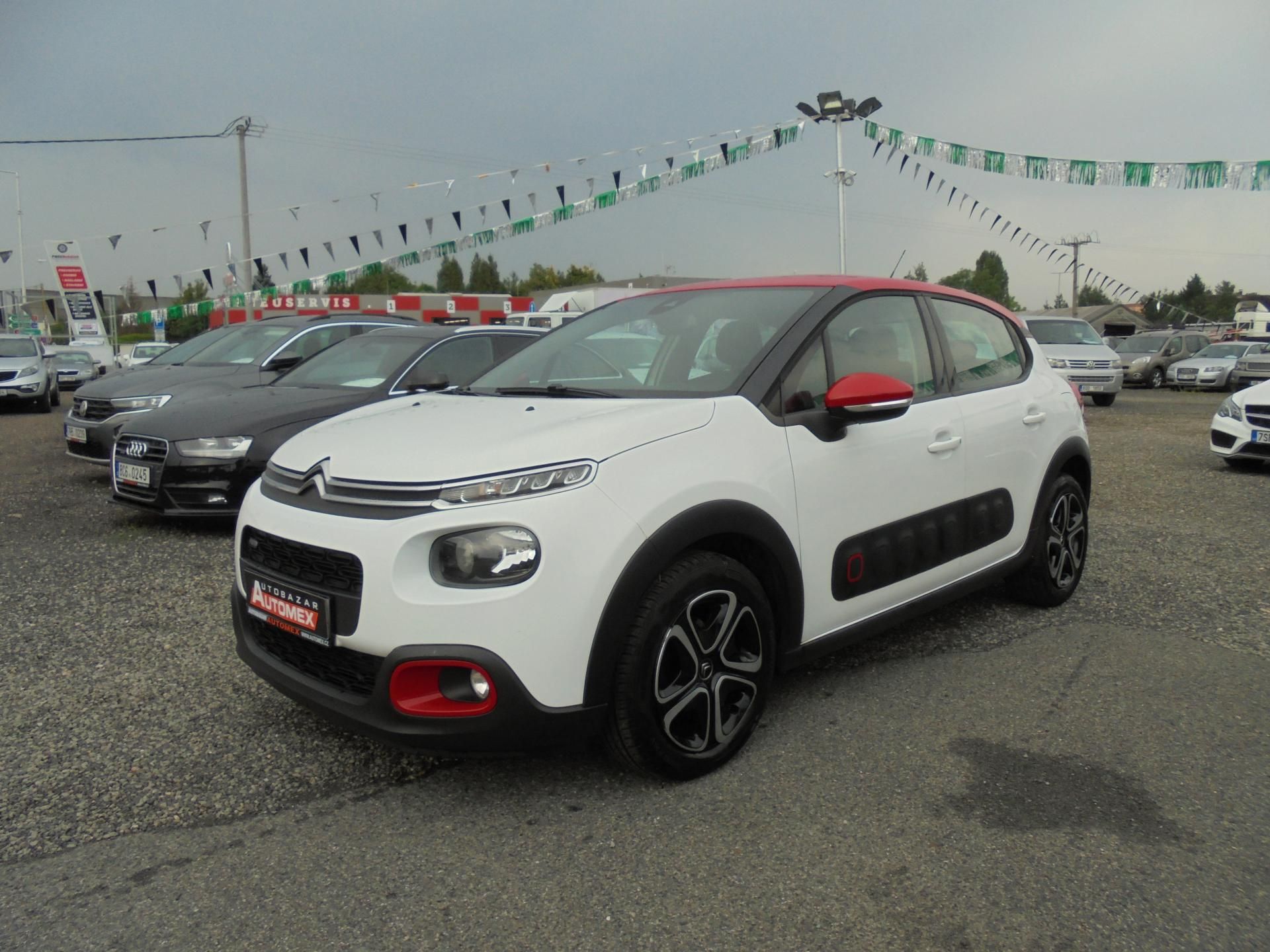 Citroën C3, 1.2i - PureTech-ČR-ALU - fotka 3