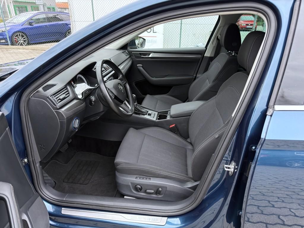 Škoda Superb, 2.0 TDI 110 kW DSG, navigace - fotka 6