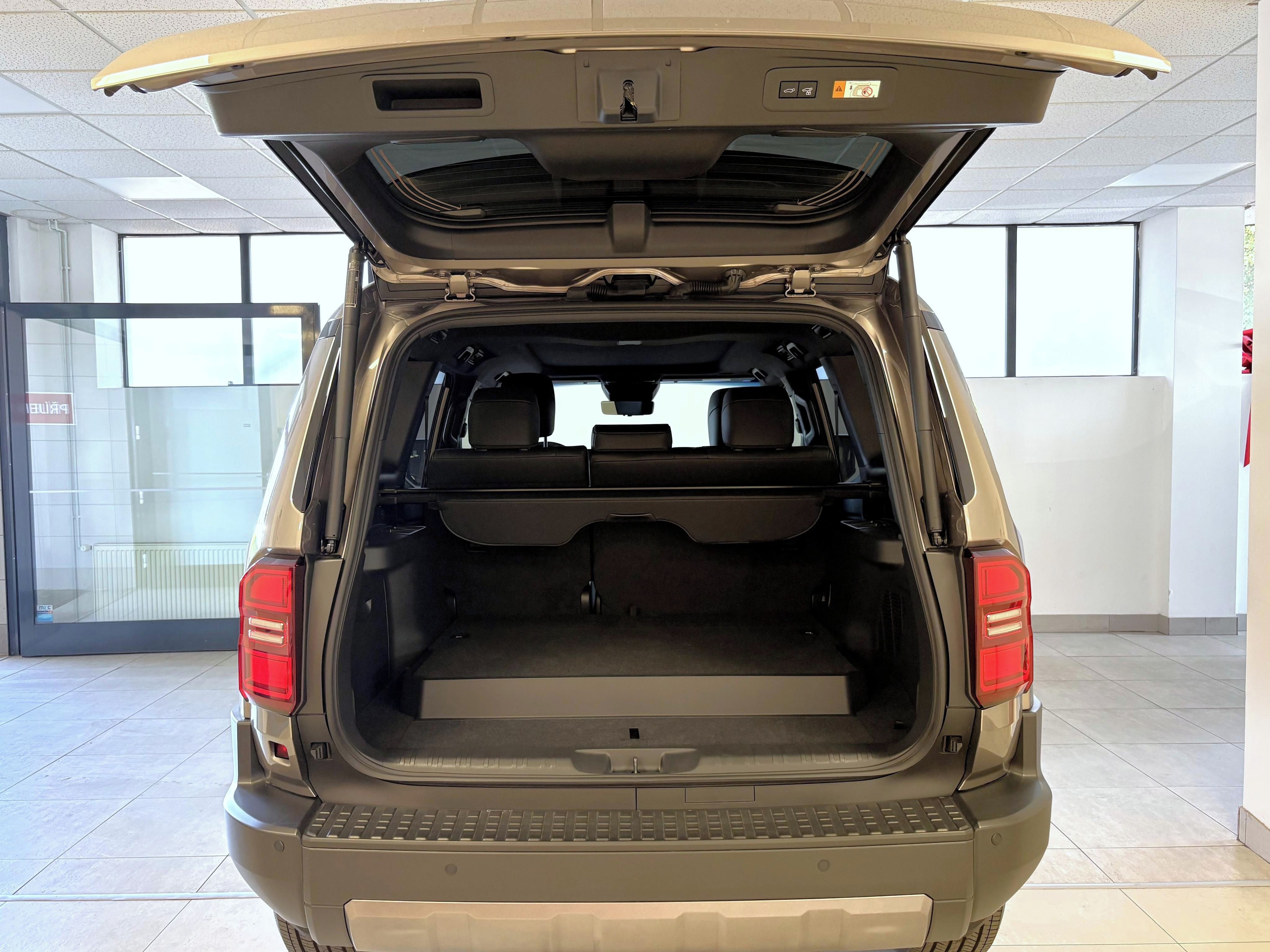 Toyota Land Cruiser, 2.8D MHEV 8AT 4x4, EXECUTIVE - fotka 5