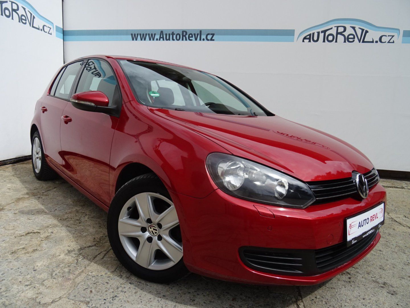 Volkswagen Golf, 1.6i,75kW,1maj,S.kni,klima