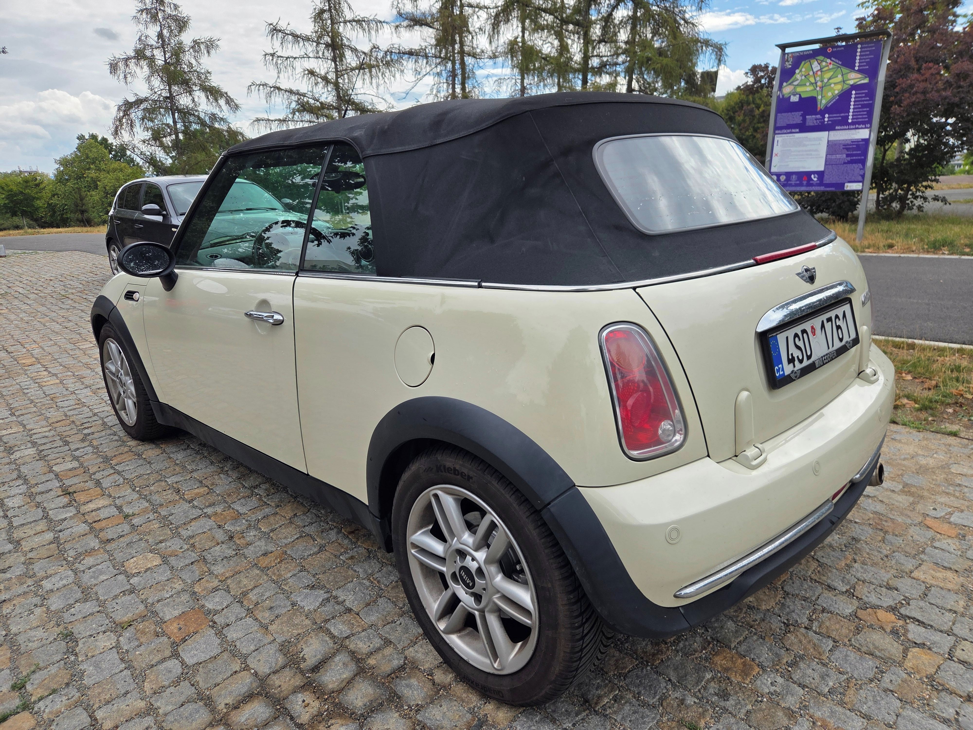 Mini Cooper - fotka 3