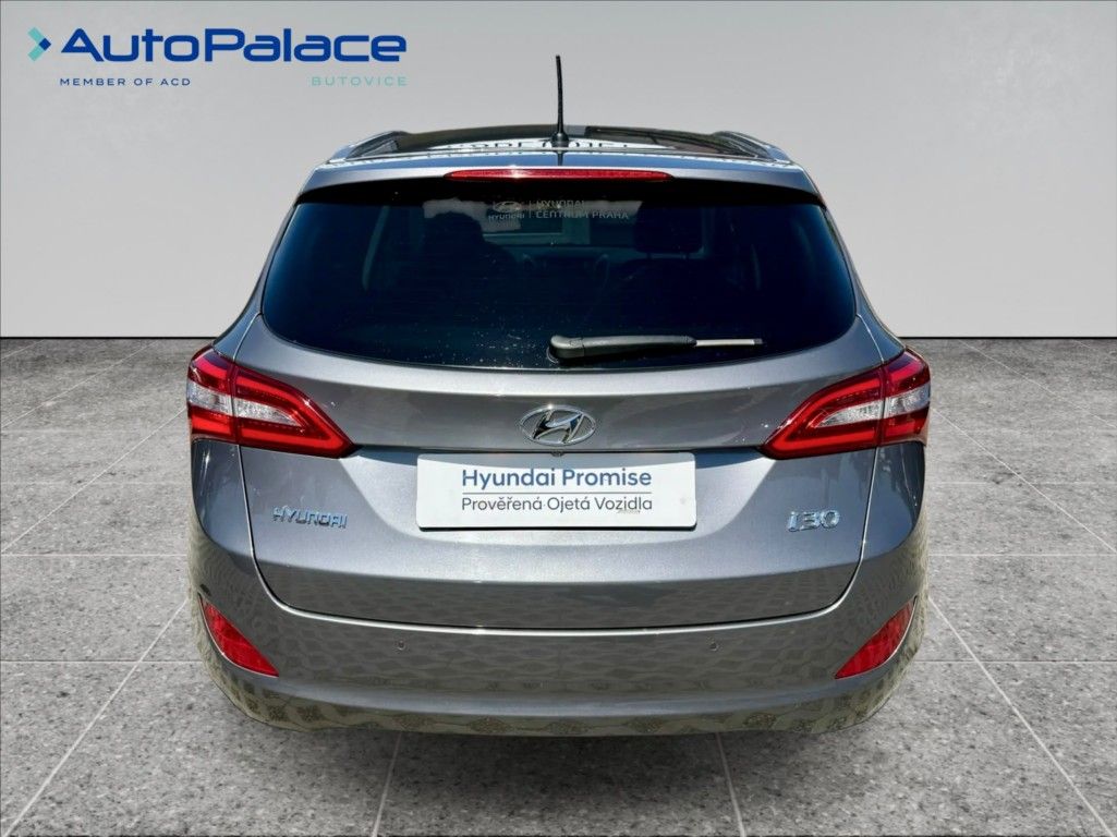 Hyundai i30, 1,6 CRDI AUTOMAT PREMIUM - fotka 5