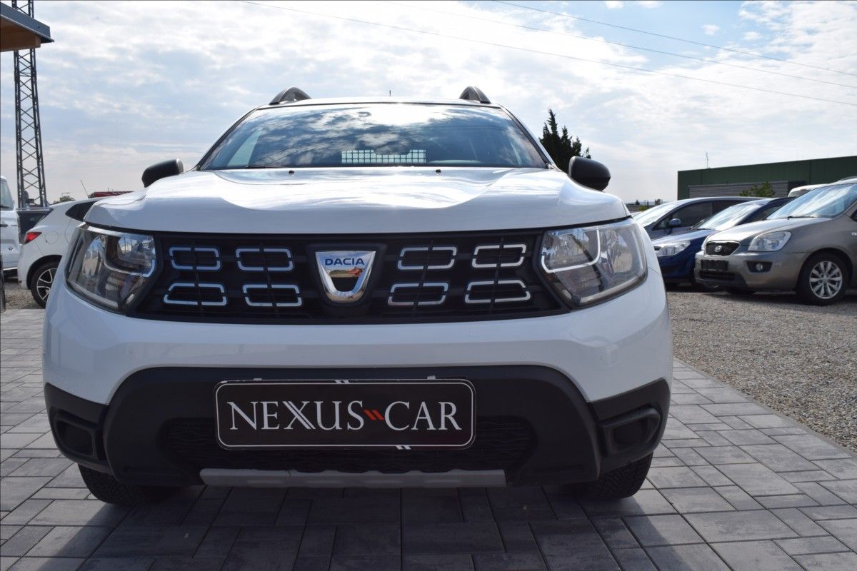 Dacia Duster, 1,6 i 84KW 4X4 TAŽNÉ NOVÁ STK - fotka 2