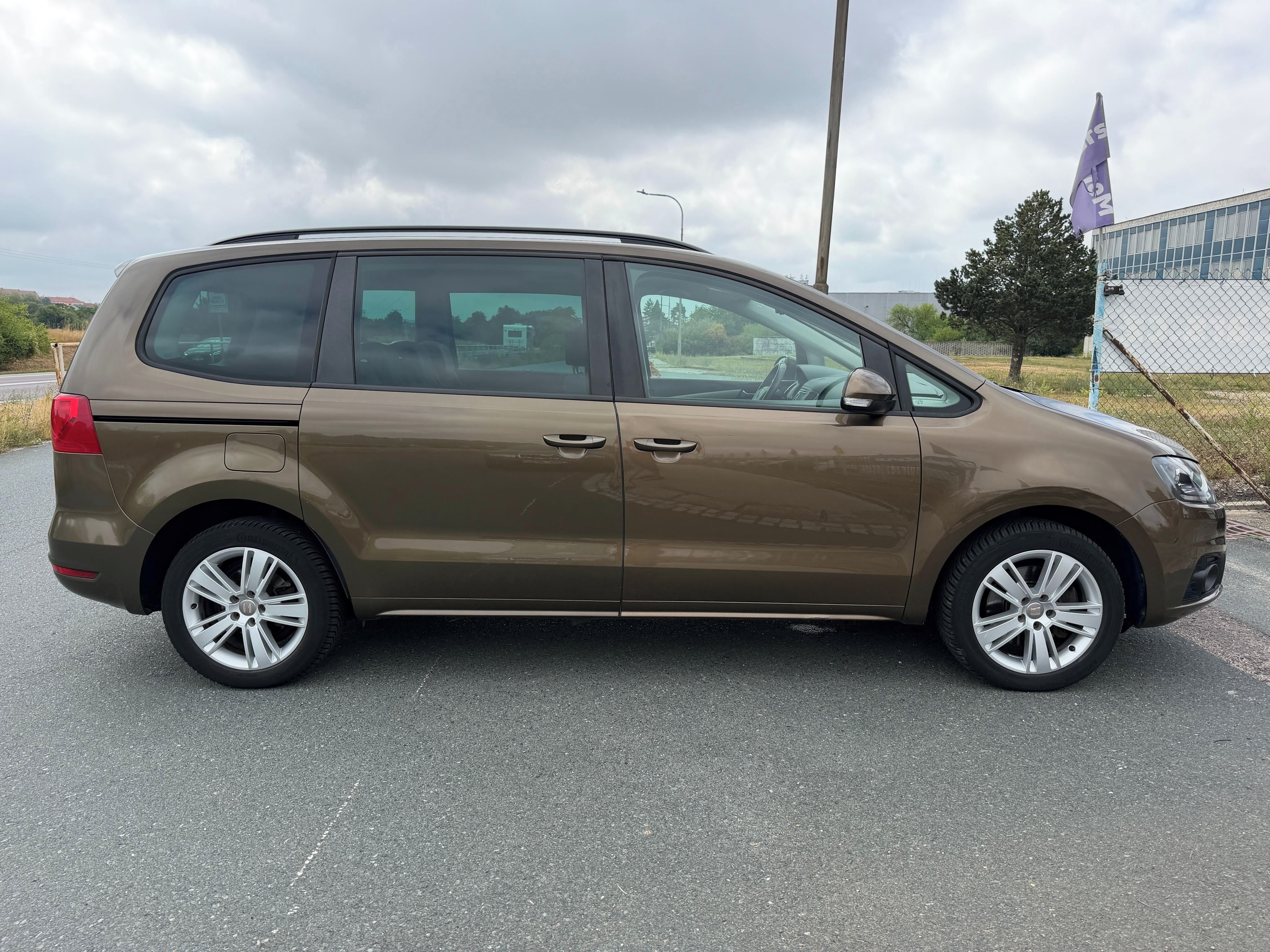 Seat Alhambra, 2.0 TDi 103kW 7MÍST, TAŽNÉ - fotka 4