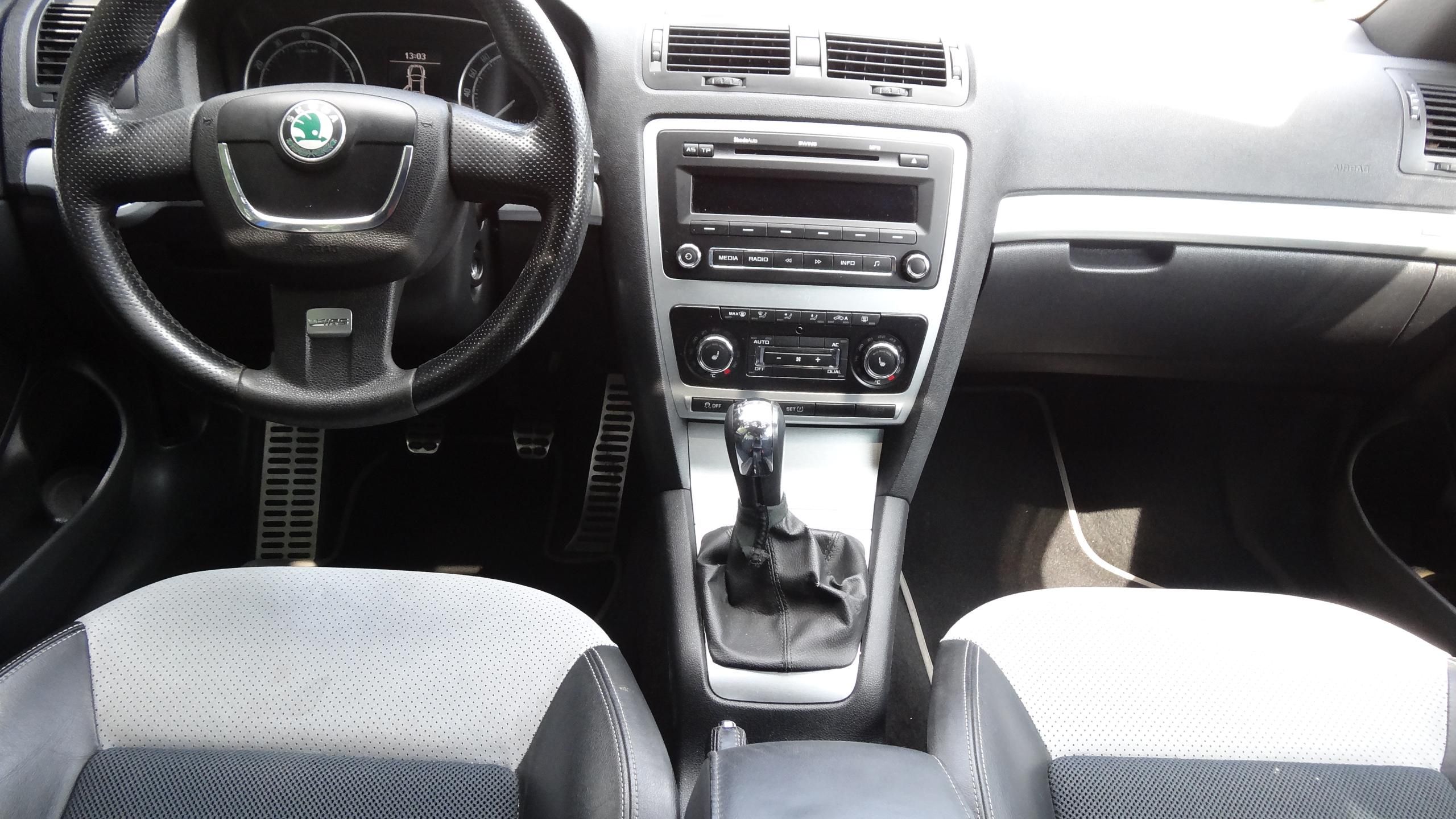 Škoda Octavia, 2.0 TSi RS - fotka 3