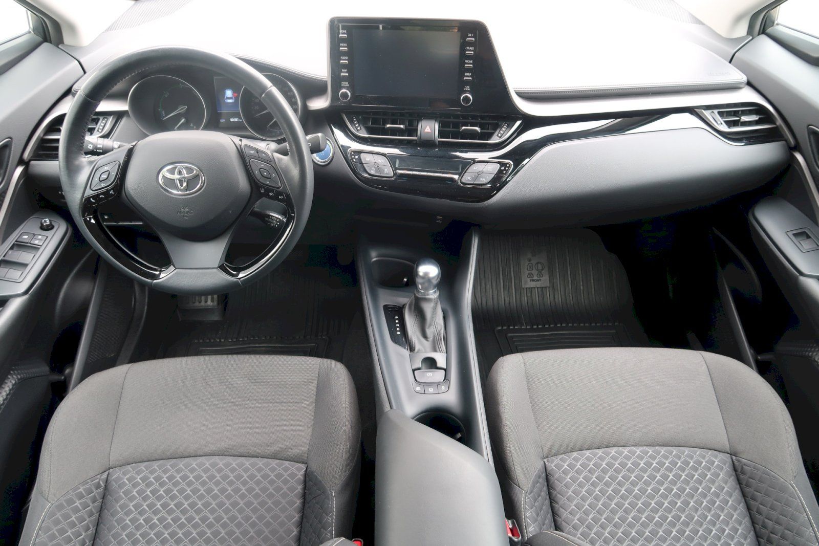 Toyota C-HR, Comfort Business 1,8  Hybrid e - fotka 5