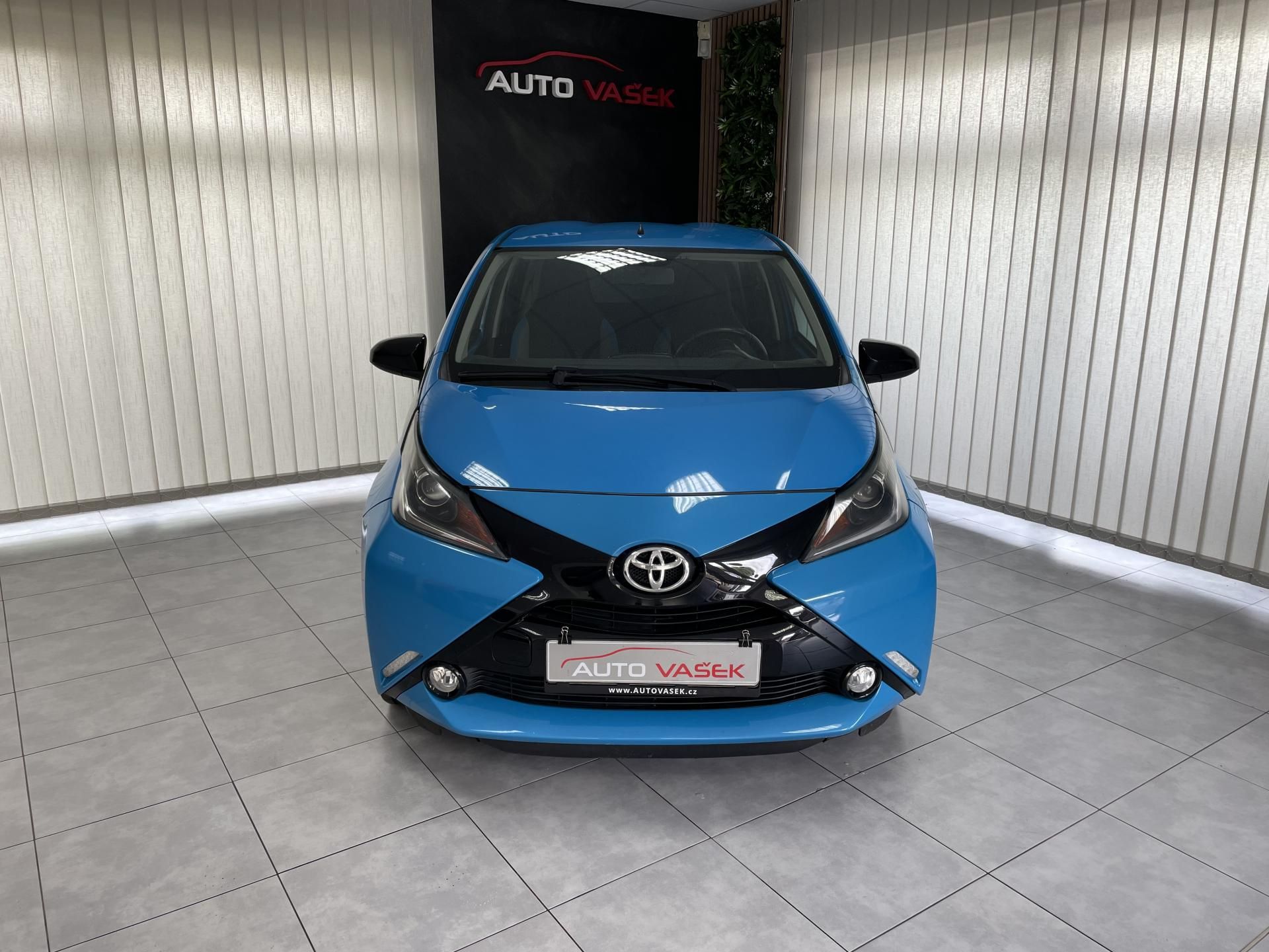 Toyota Aygo, 1.0 i AUTOMAT ČR DIGIAC - fotka 4
