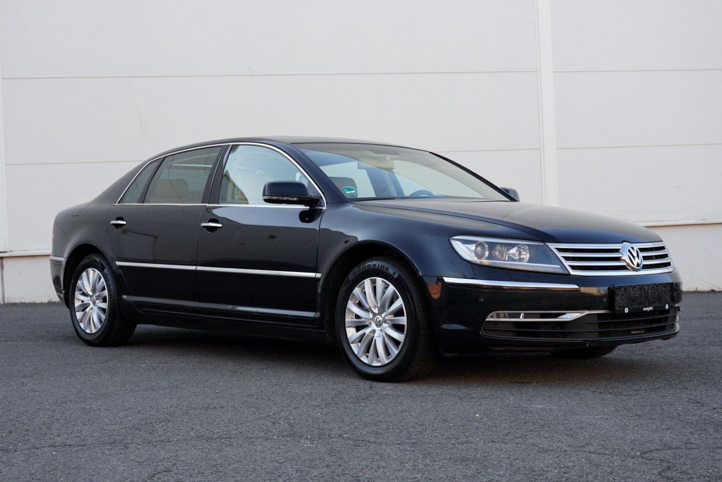 Volkswagen Phaeton, 3.0 TDi 176kW LONG 4motion - fotka 4