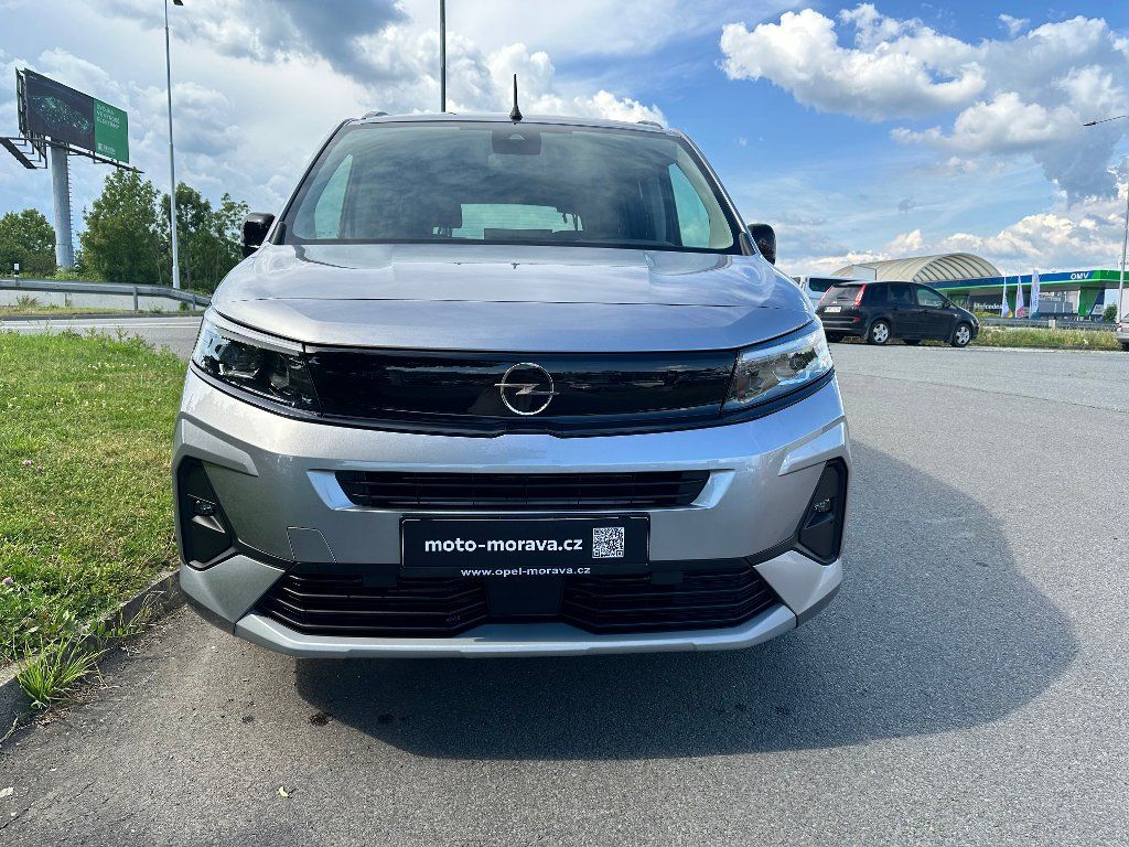 Opel Combo, 1.5 CDTi 131K Elegance+ L2 MT6 - fotka 2