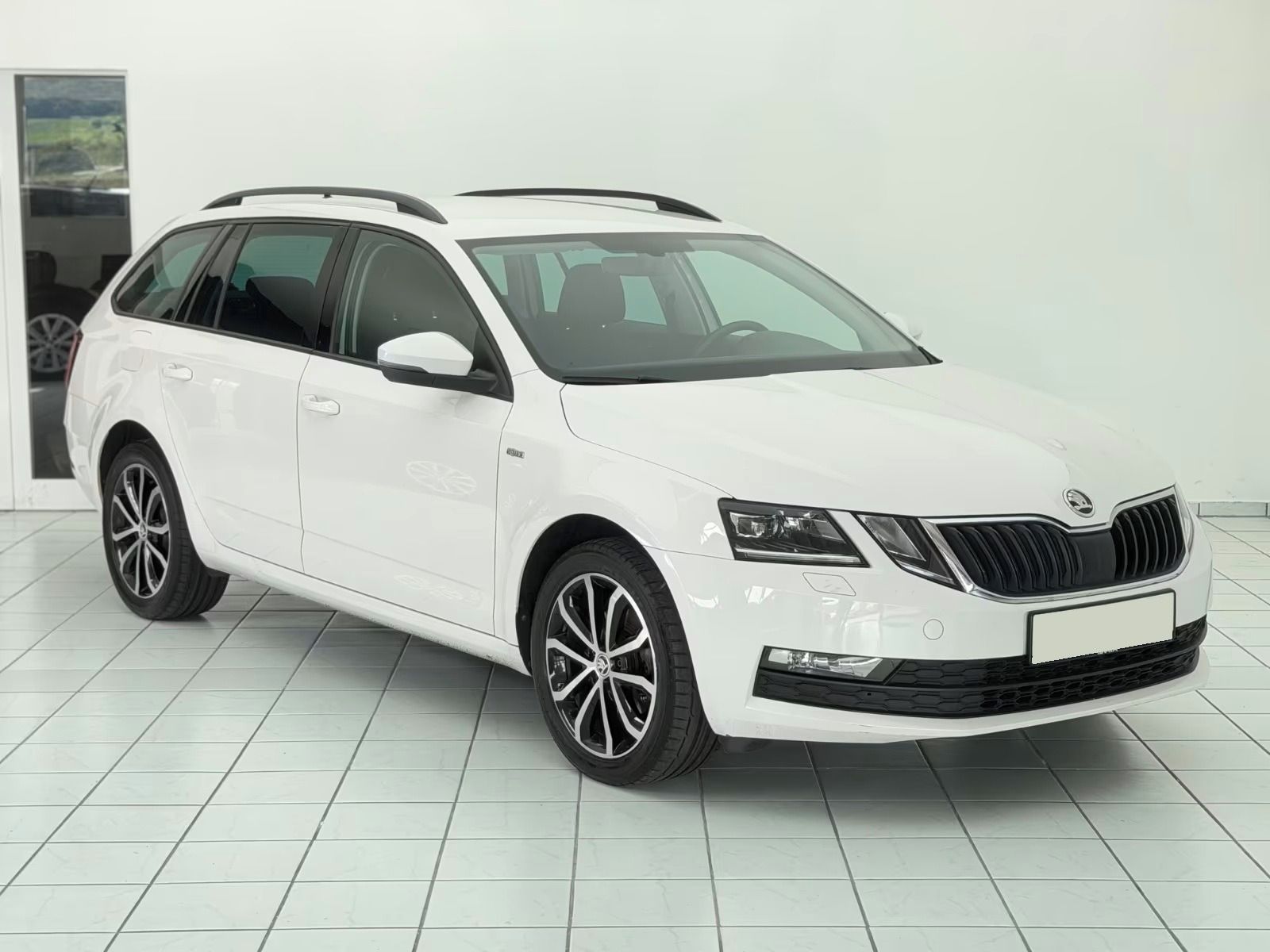 Škoda Octavia, 1.4 TSI 110 Kw Style, Full Led - fotka 3