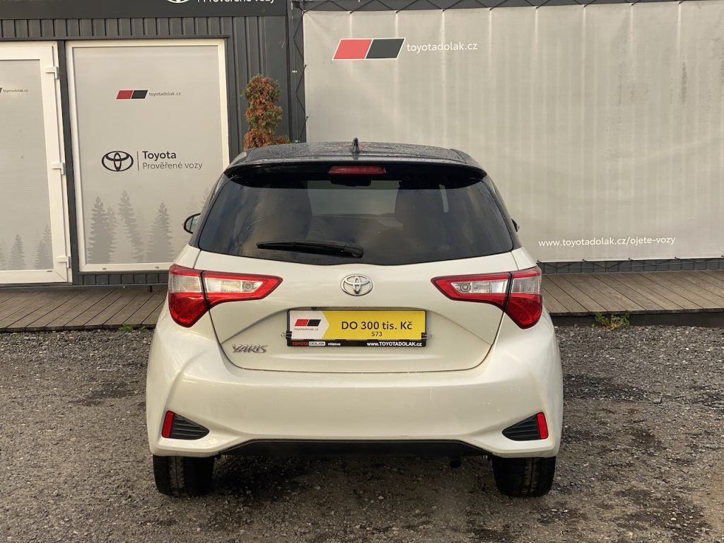 Toyota Yaris, 1.5i, ČR-1m, Selection, manual - fotka 6