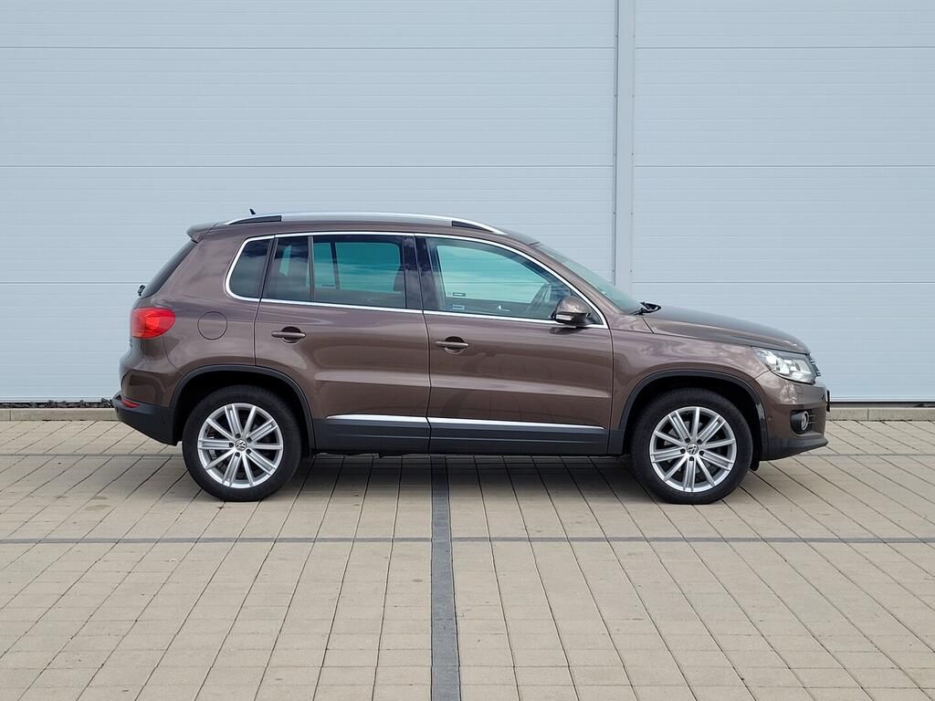 Volkswagen Tiguan, Sport & Style 2.0 TDI 103 kW - fotka 4